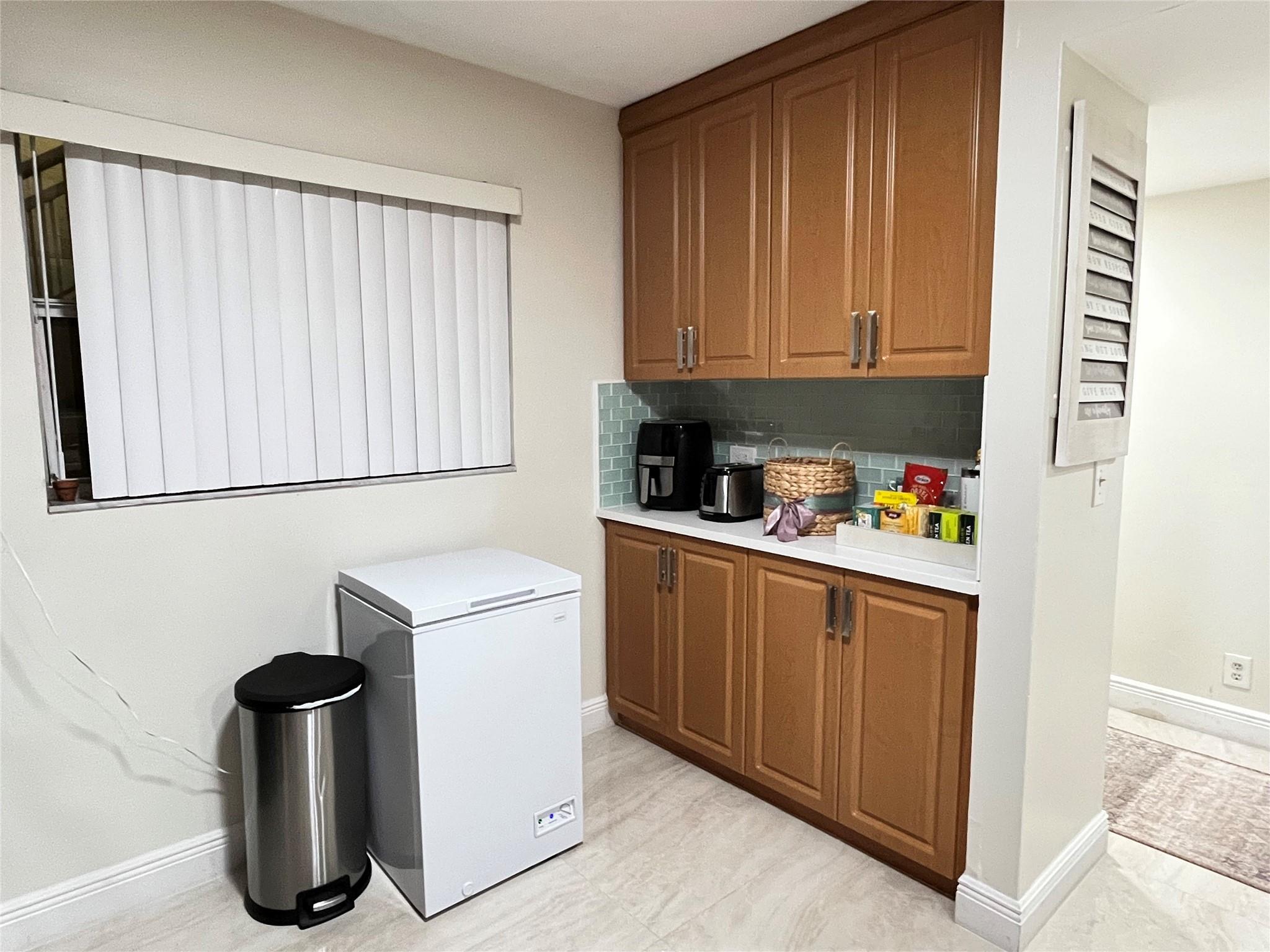 12069 ROYAL PALM BL 3I