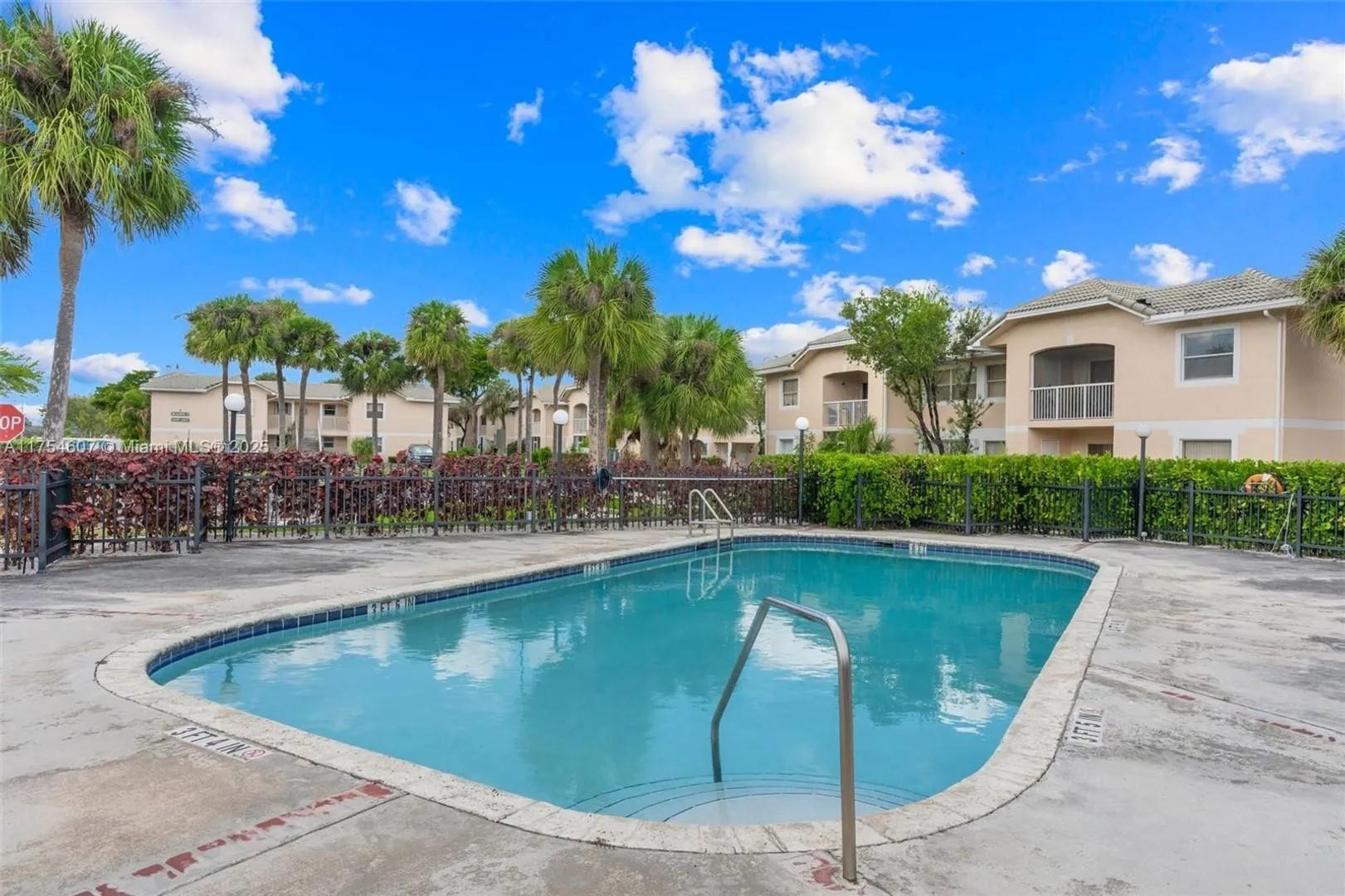 12069 ROYAL PALM BL 3I