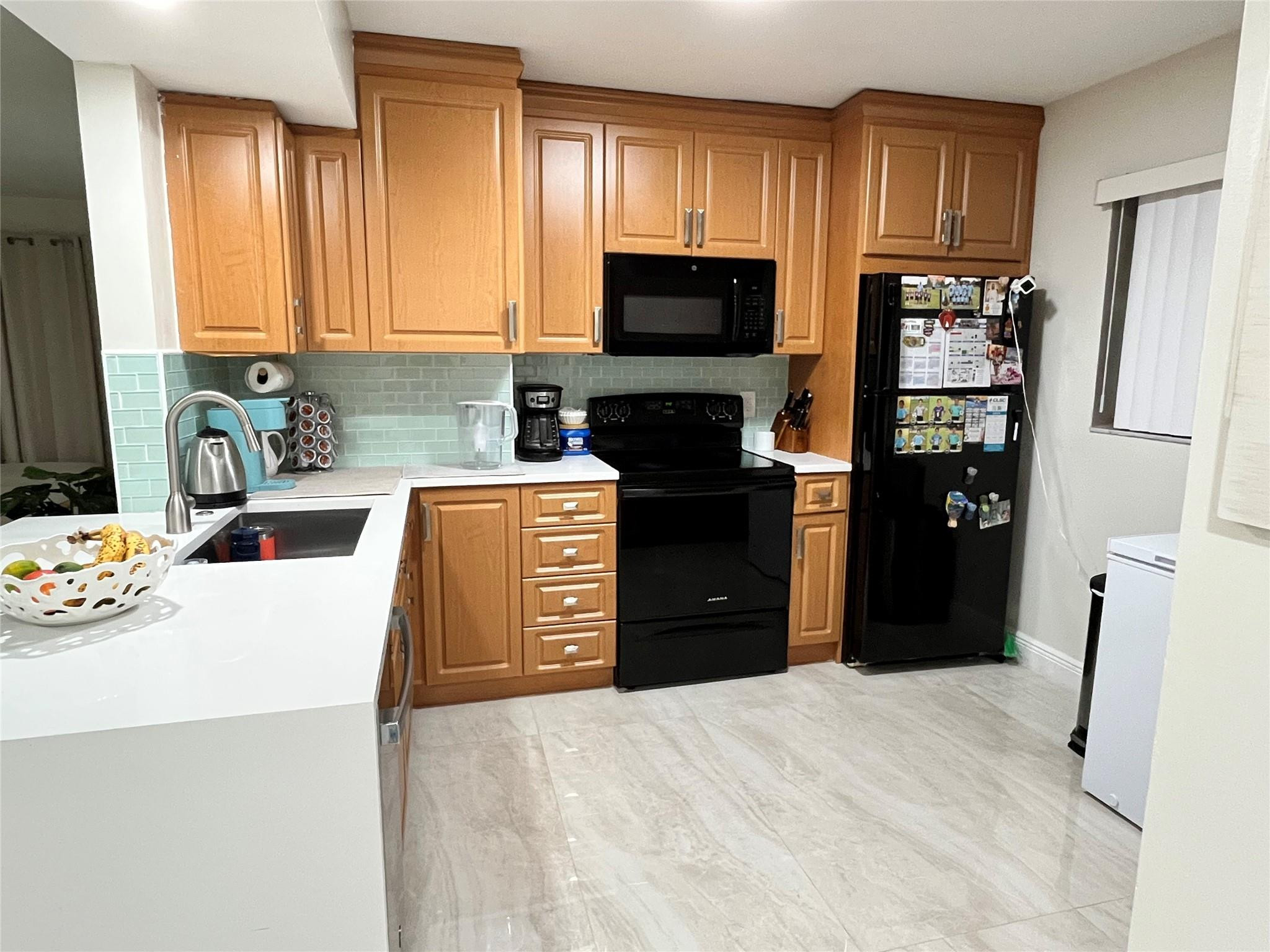 12069 ROYAL PALM BL 3I