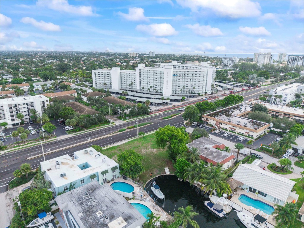 2716 NE 14th Street Cswy