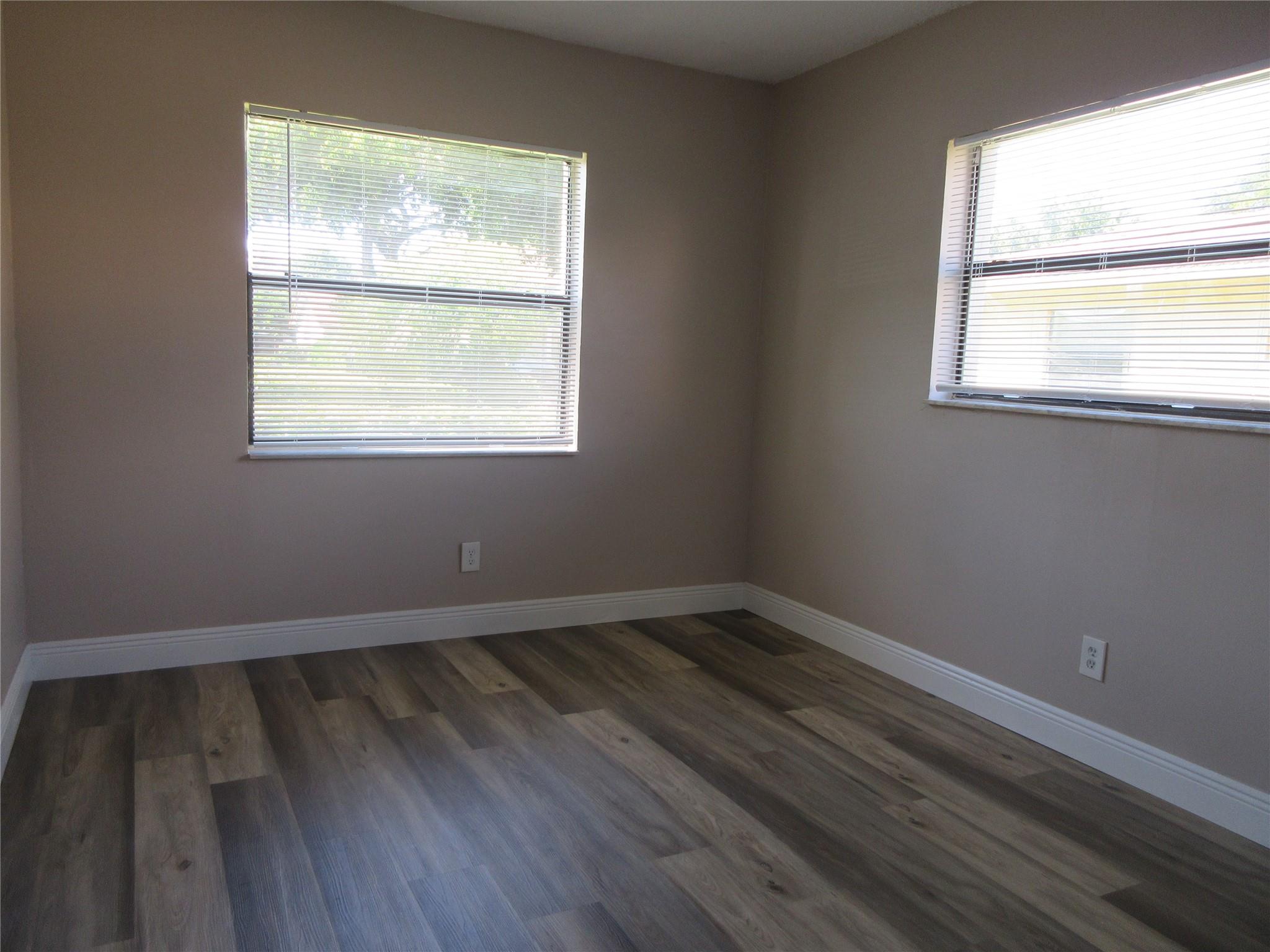 11515 NW 44th St 11515