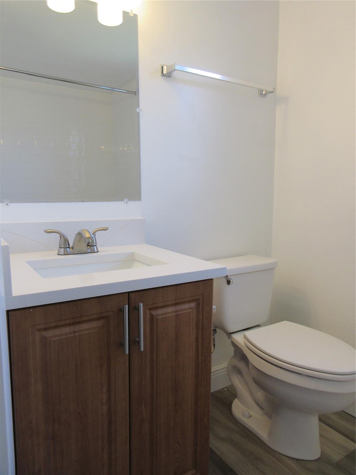 11515 NW 44th St 11515