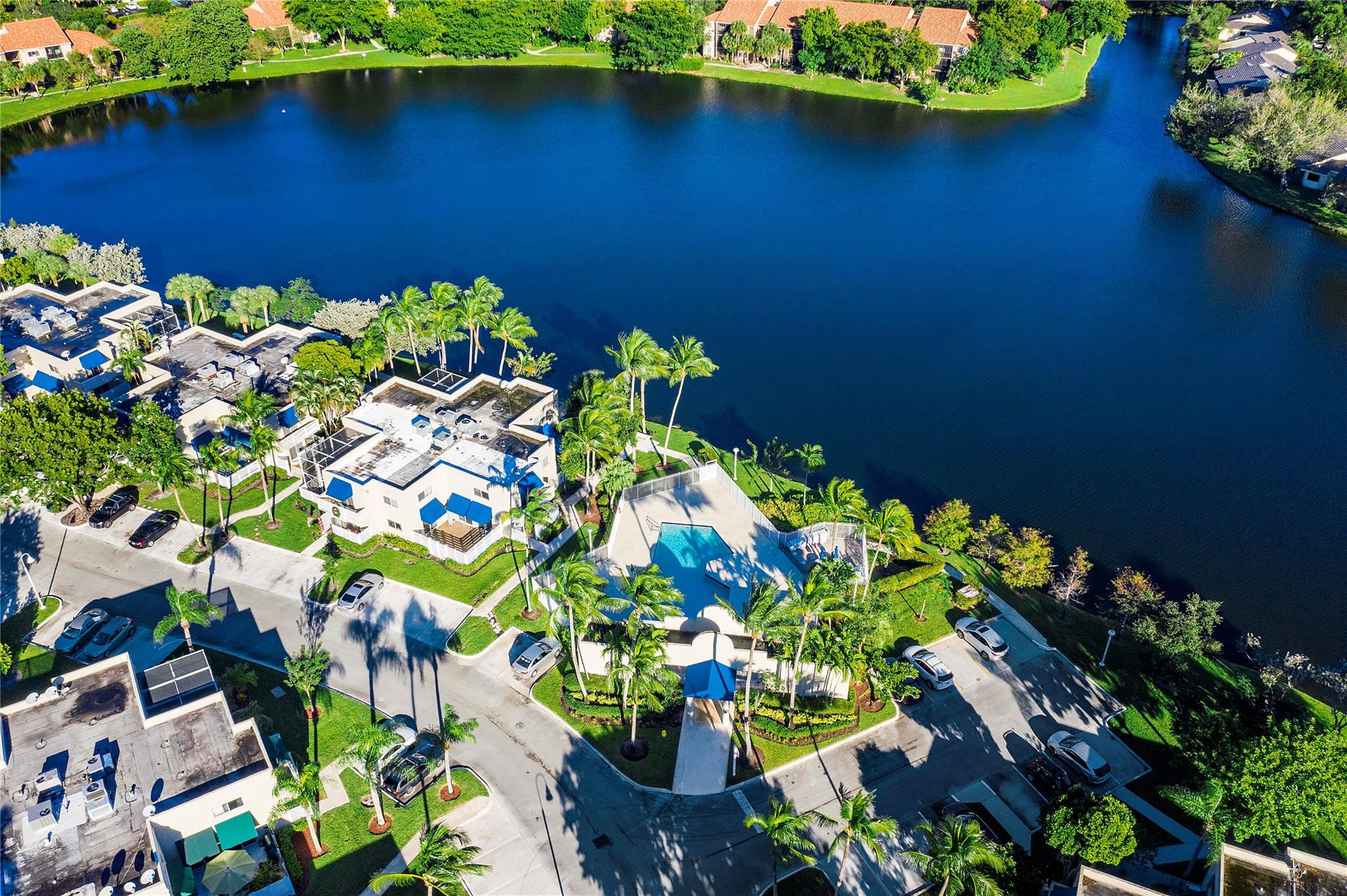 565 NW 98th Avenue 565