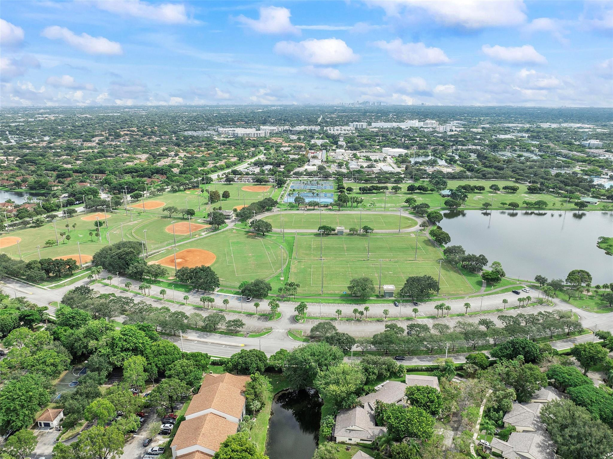 565 NW 98th Avenue 565