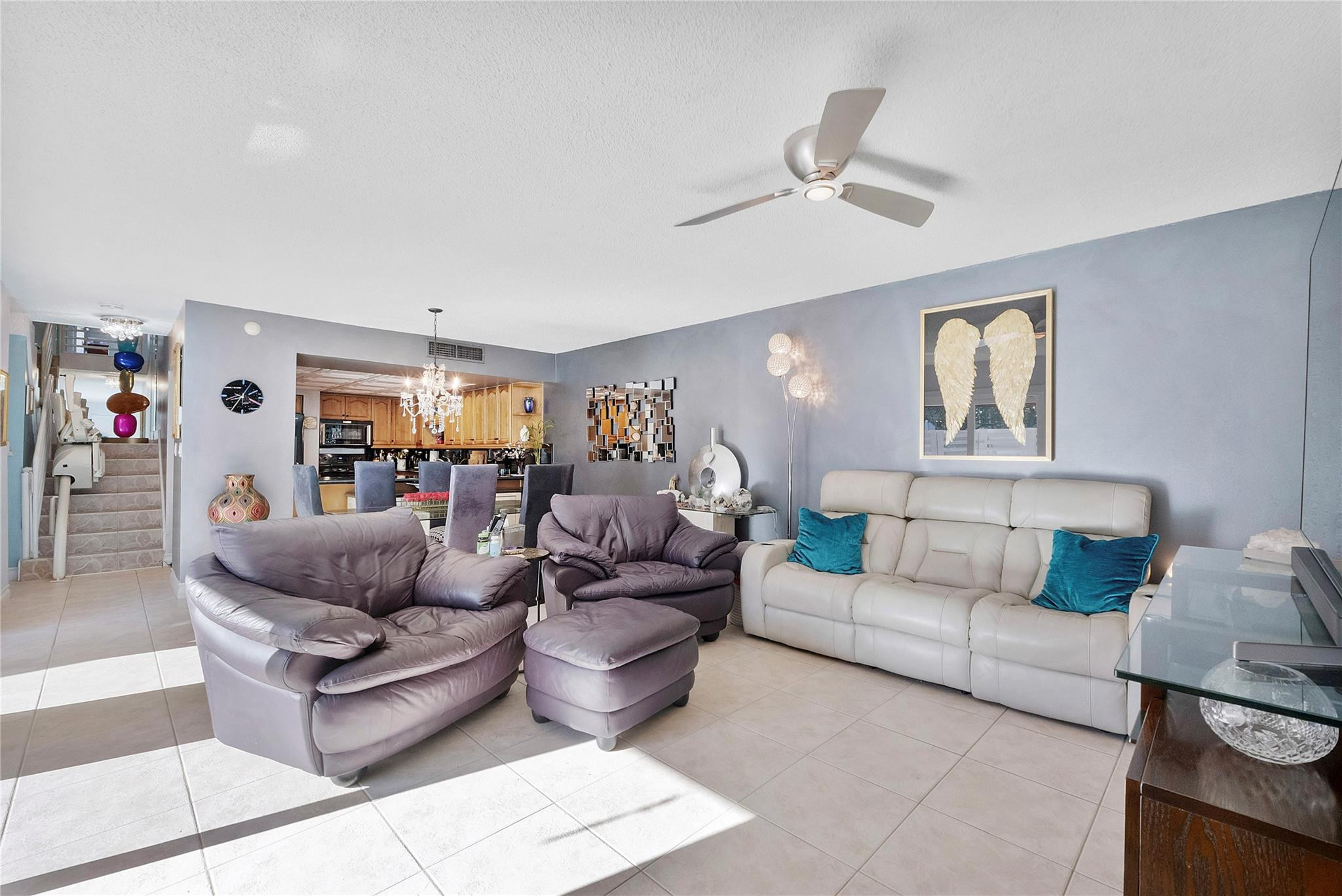 565 NW 98th Avenue 565