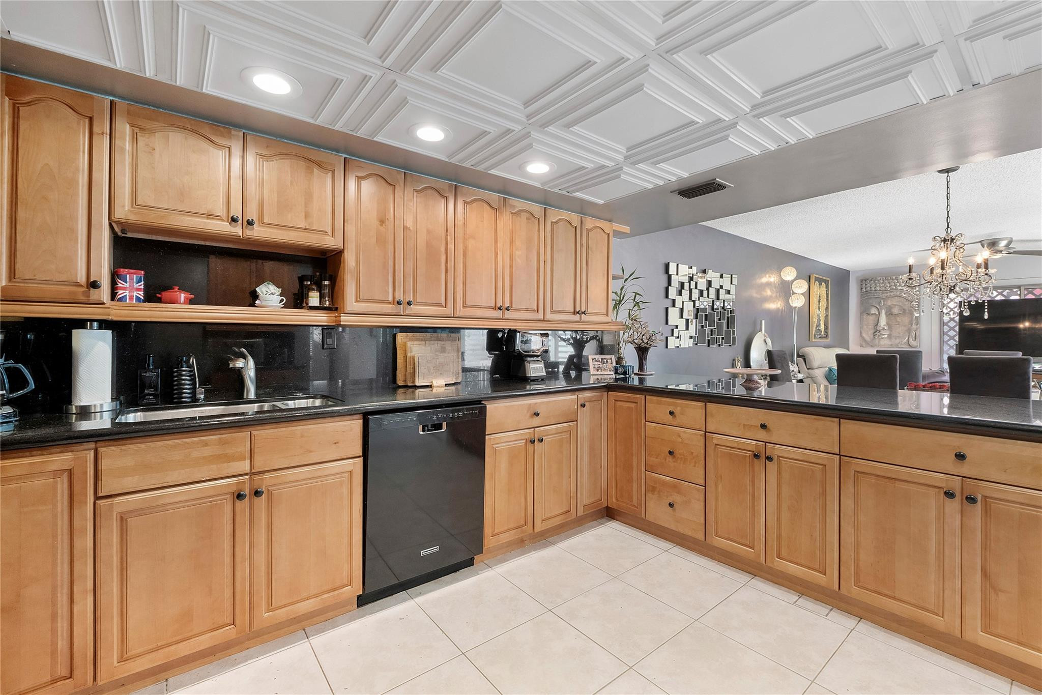 565 NW 98th Avenue 565