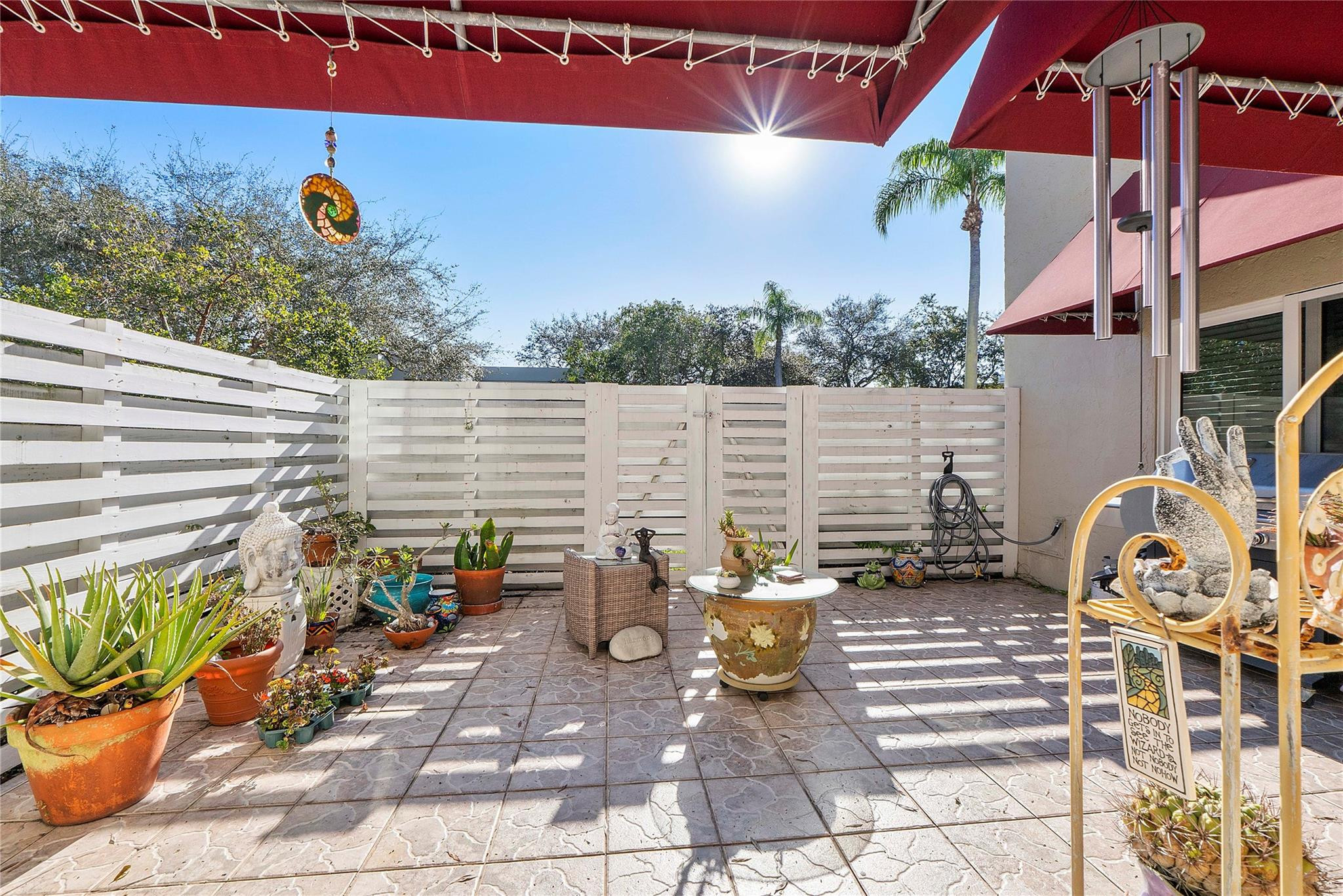 565 NW 98th Avenue 565