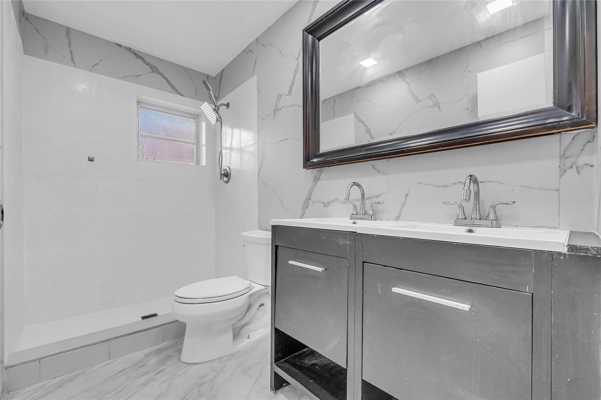 3250 NW 85th Avenue 14