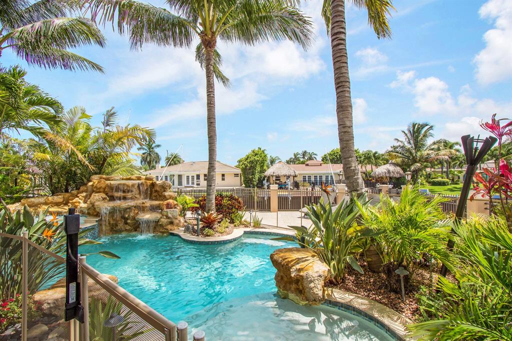 918 Tropic Boulevard