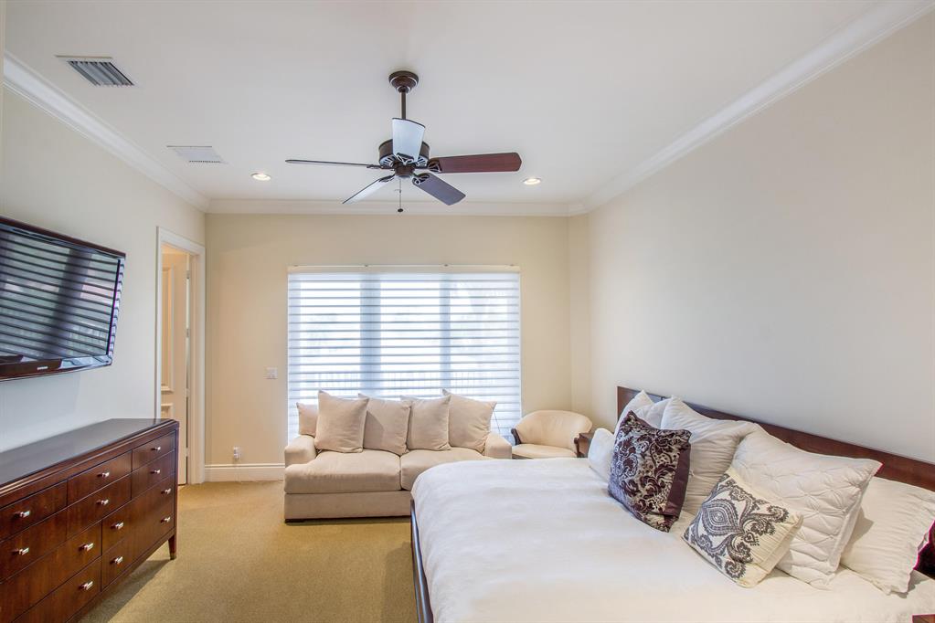 918 Tropic Boulevard