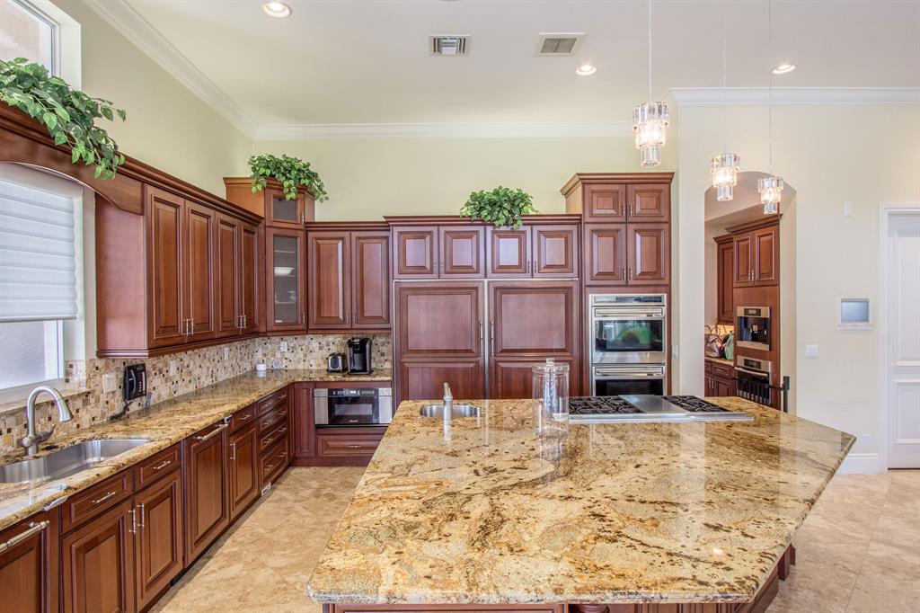 918 Tropic Boulevard