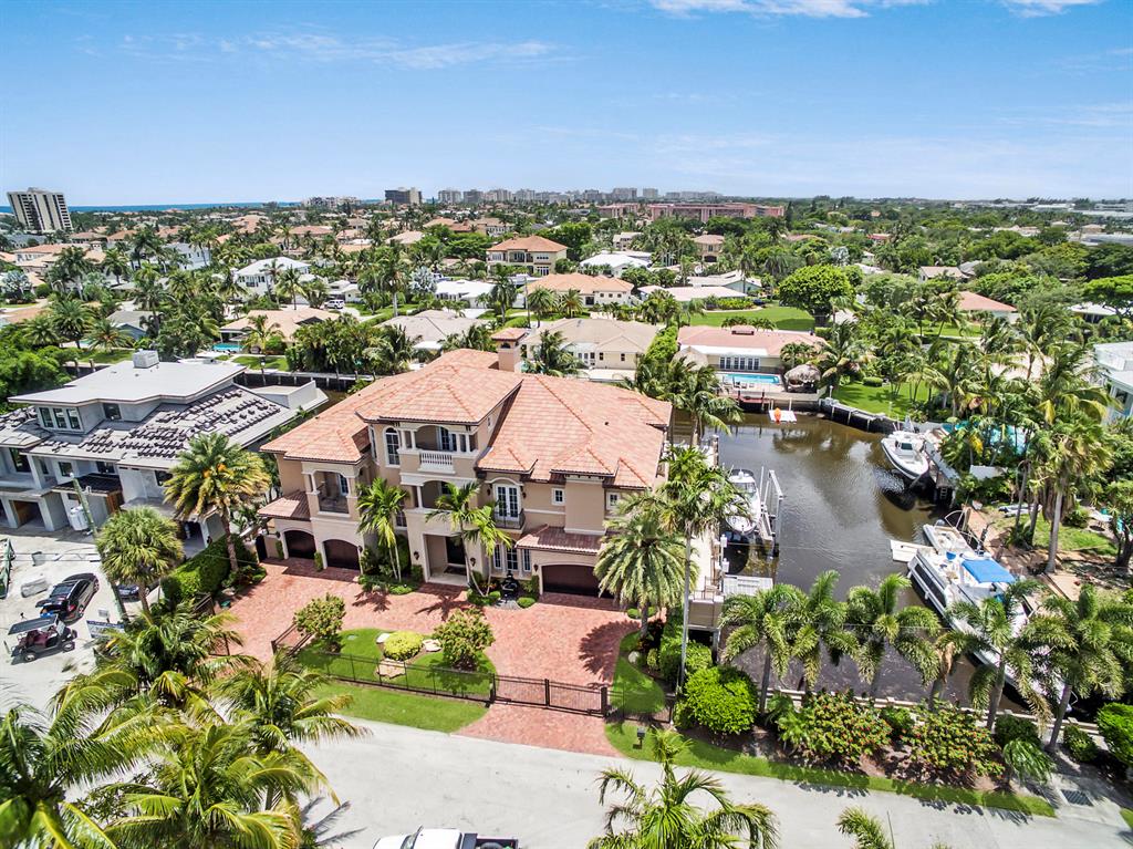 918 Tropic Boulevard