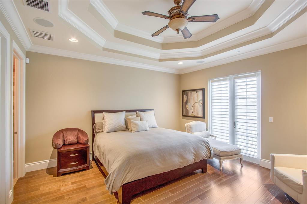 918 Tropic Boulevard