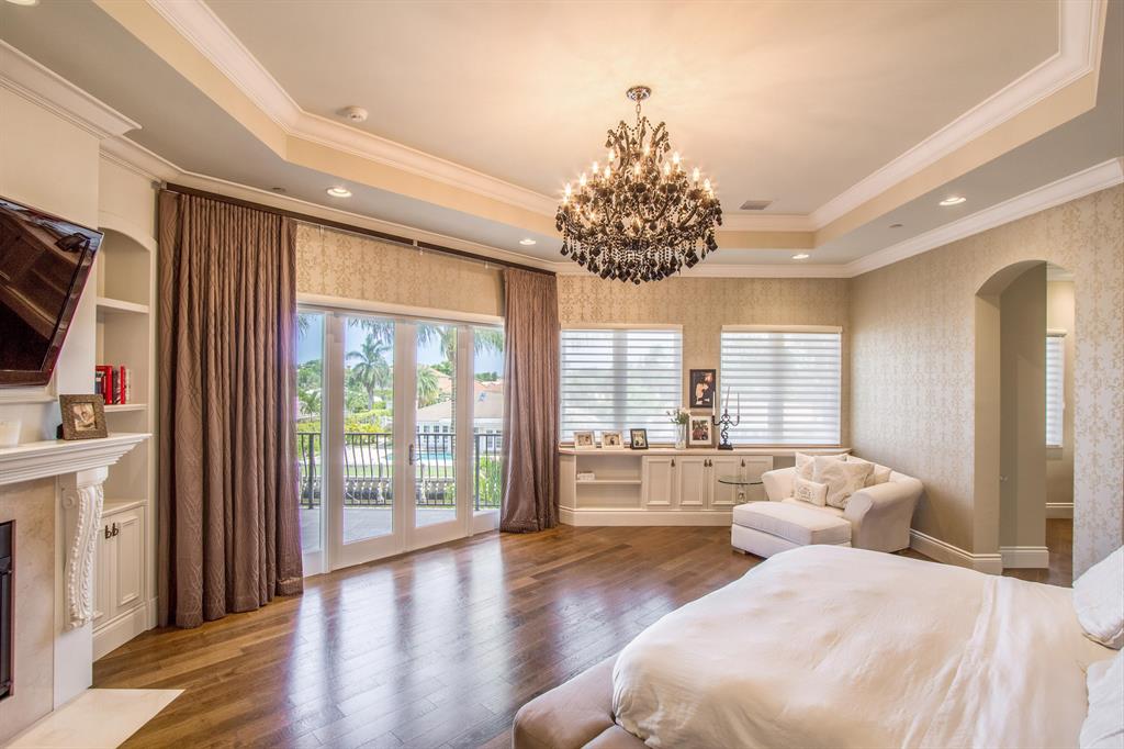 918 Tropic Boulevard