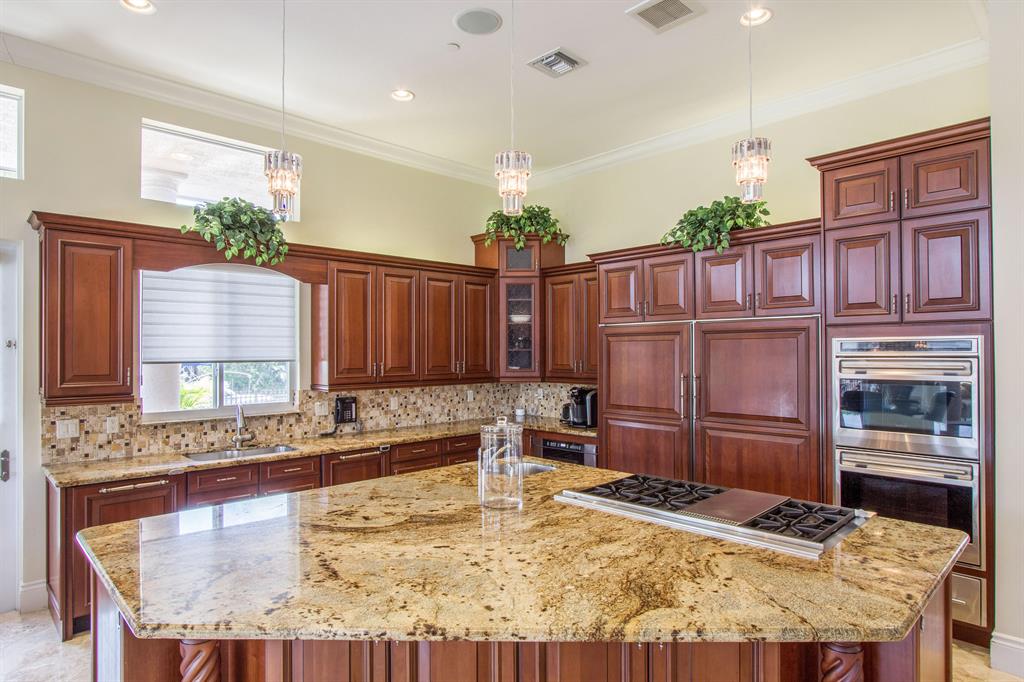 918 Tropic Boulevard