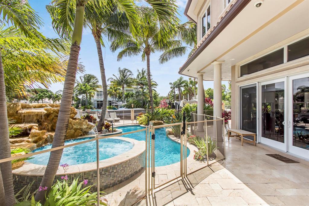 918 Tropic Boulevard