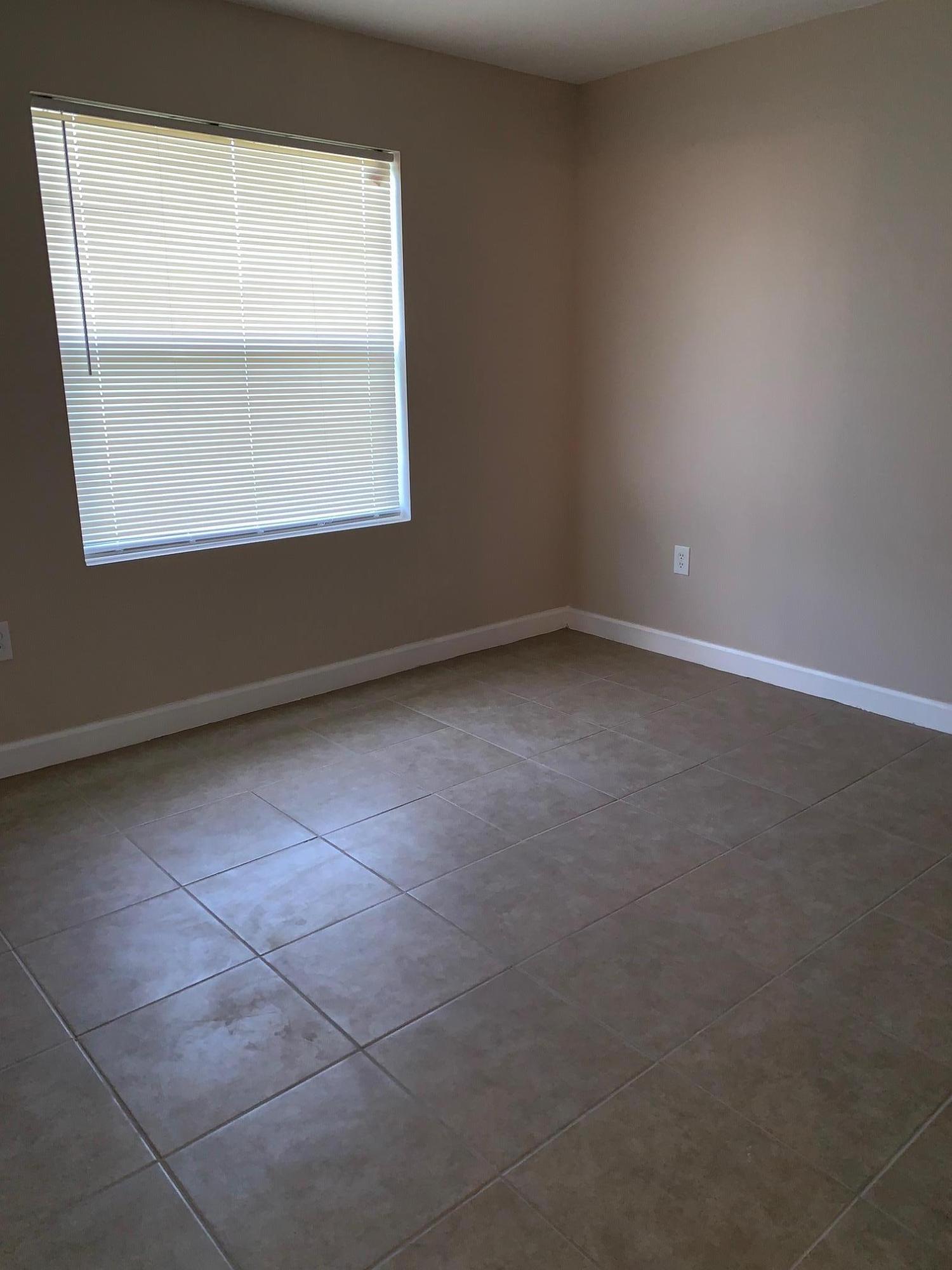 2211 SE 3rd Street 2