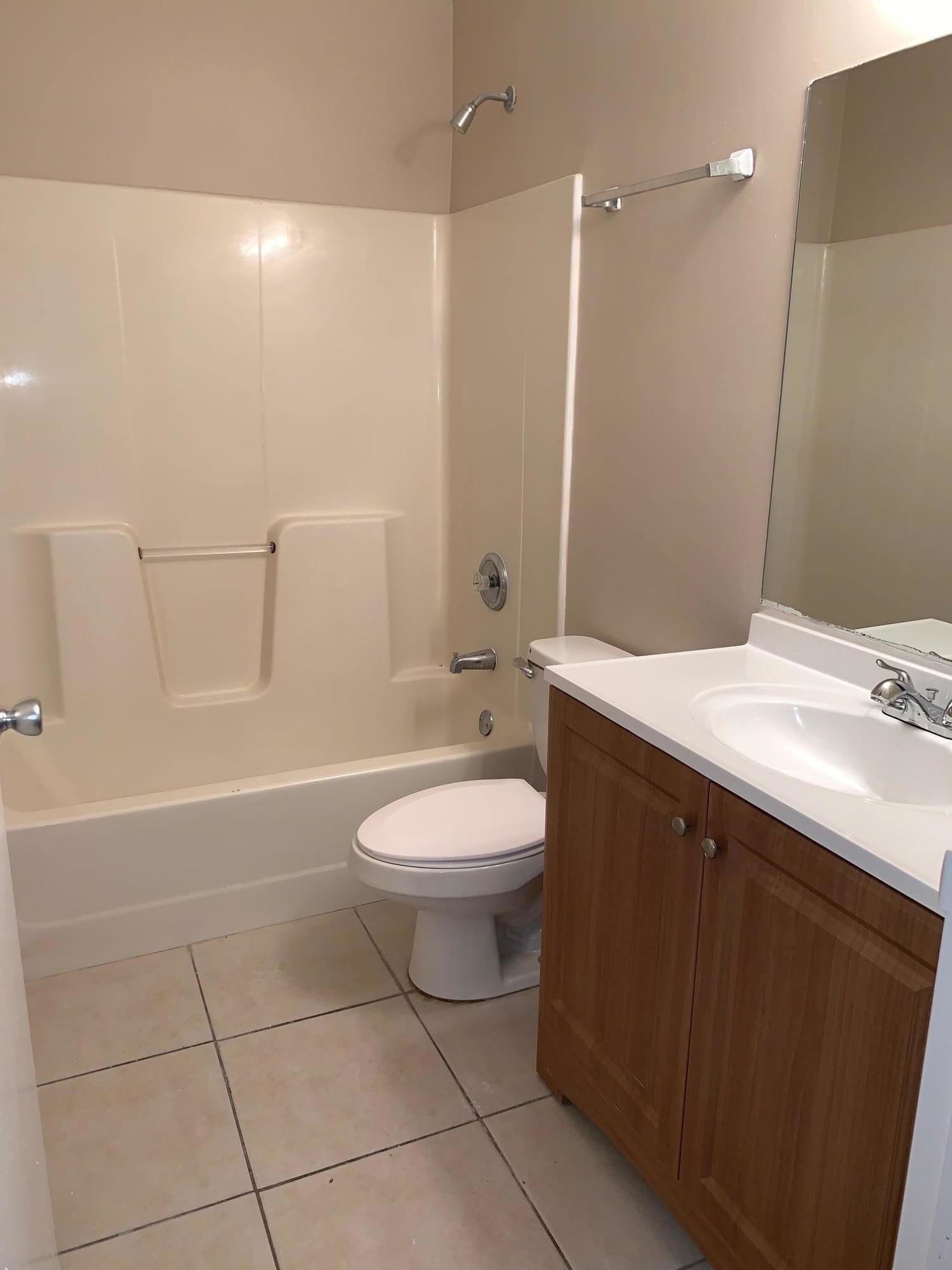 2211 SE 3rd Street 2