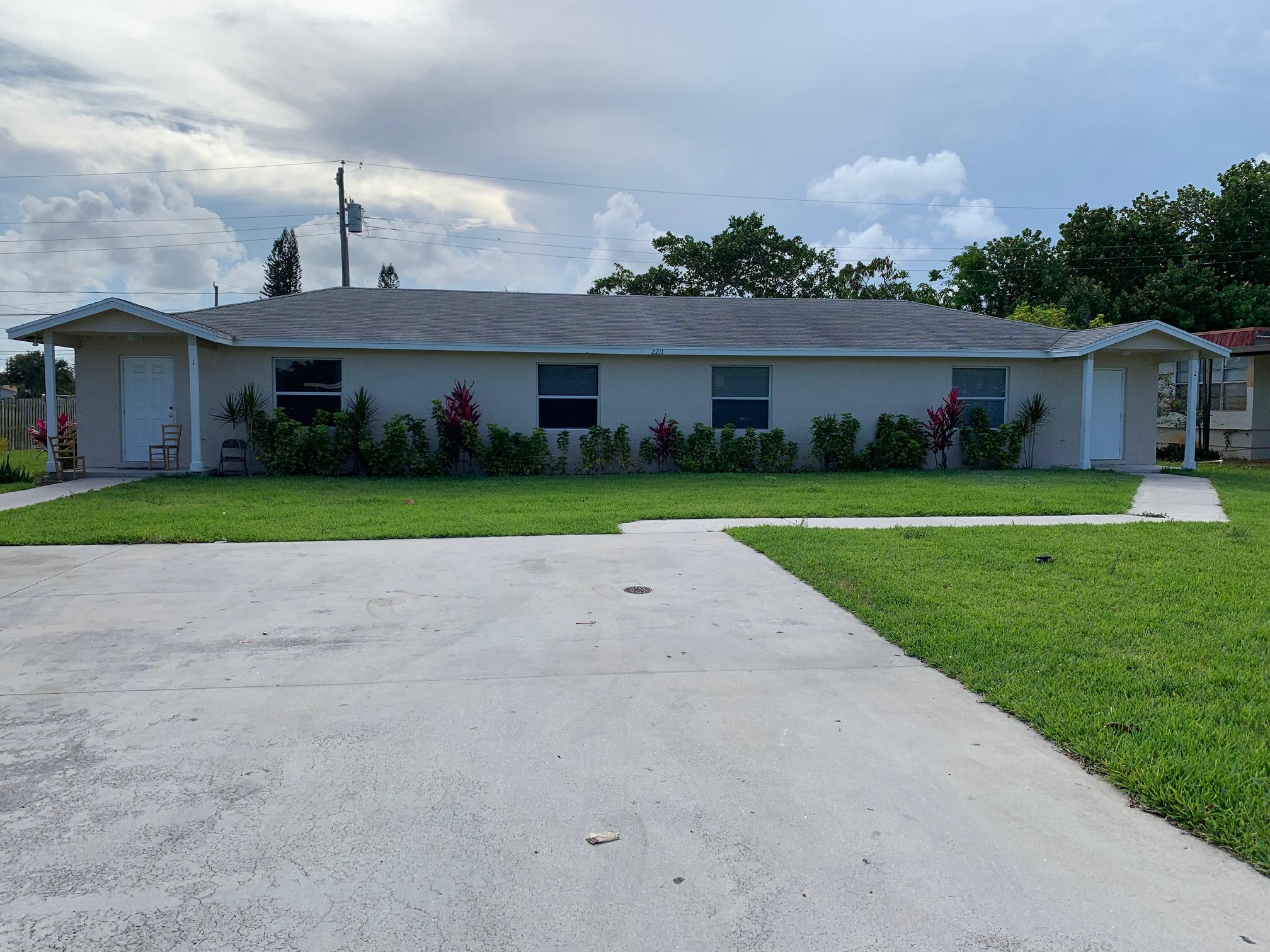 2211 SE 3rd Street 2