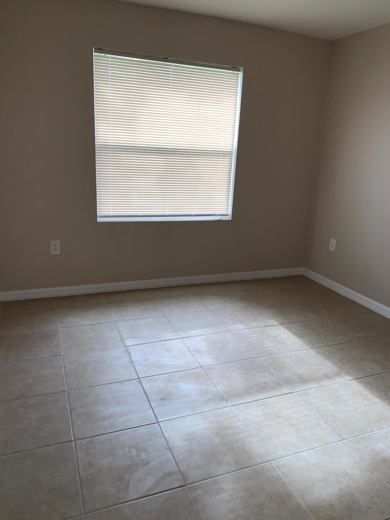 2211 SE 3rd Street 2