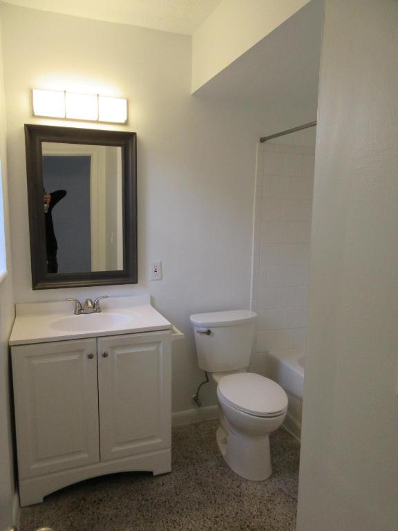 1118 N H Street Unit: 5