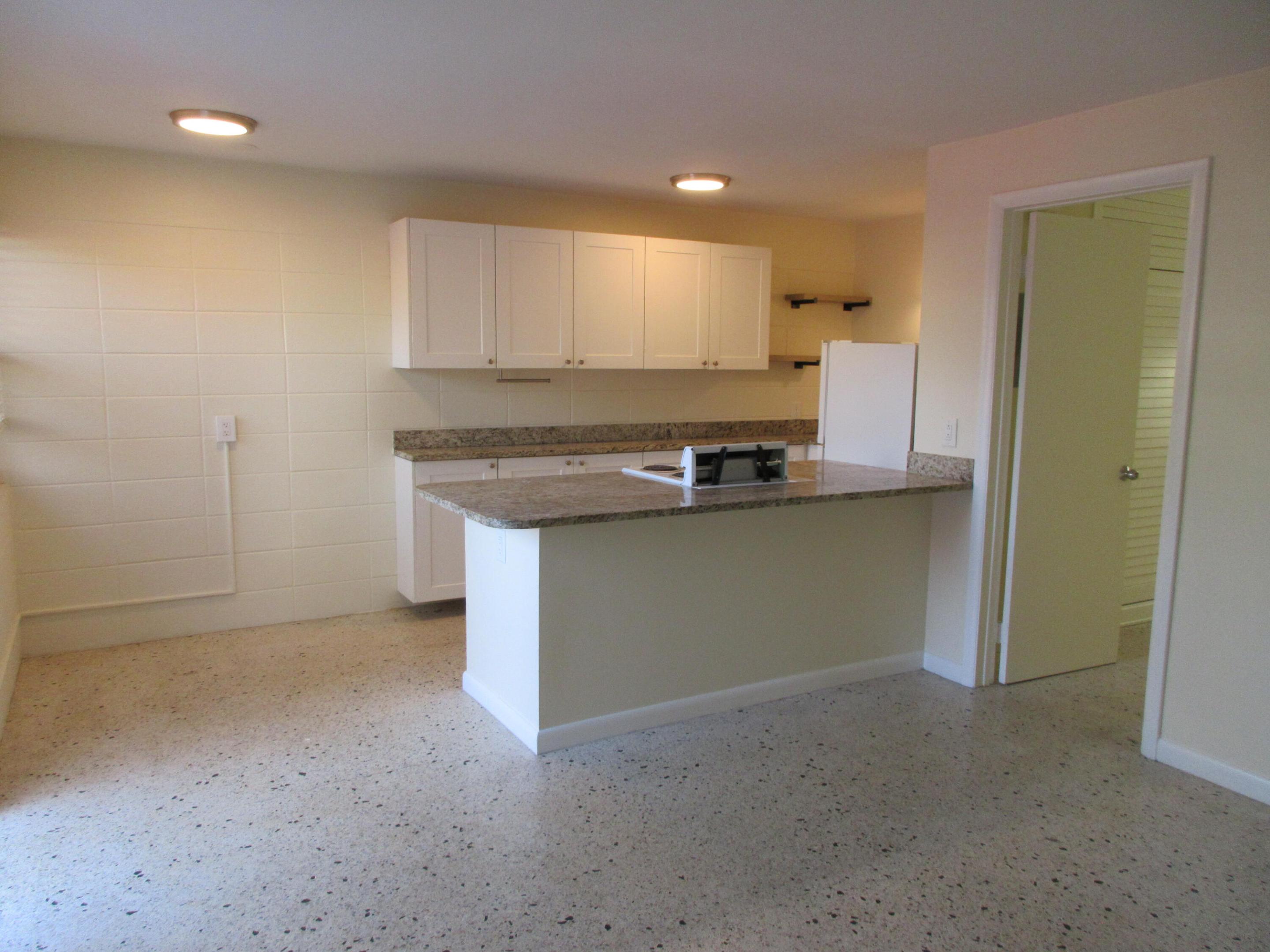 1238 17th Avenue N Unit: 4