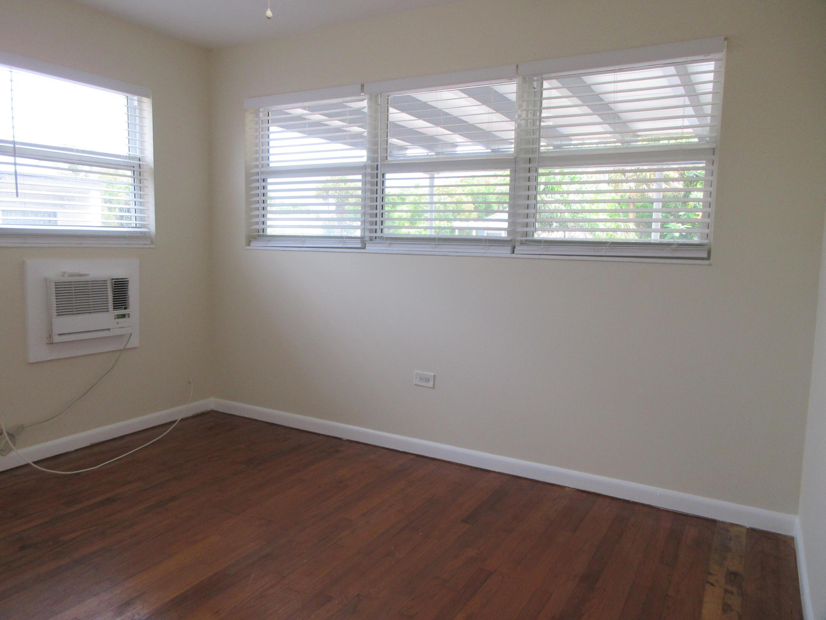 1238 17th Avenue N 1