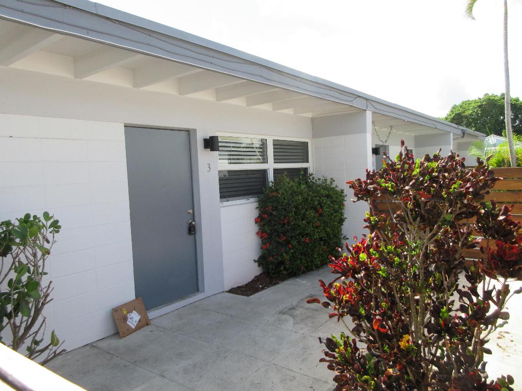 1234 17th Avenue N 3