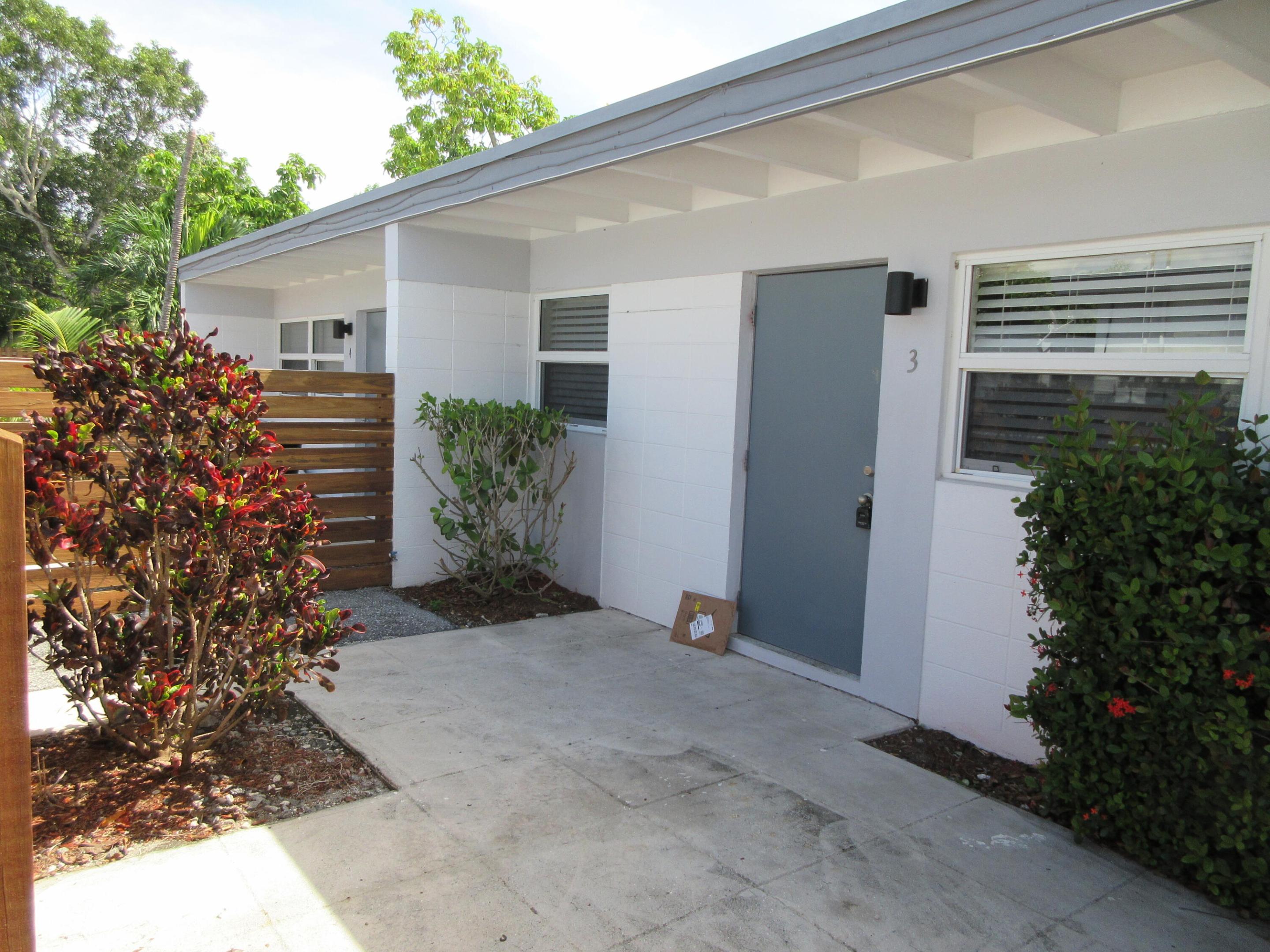 1234 17th Avenue N 3