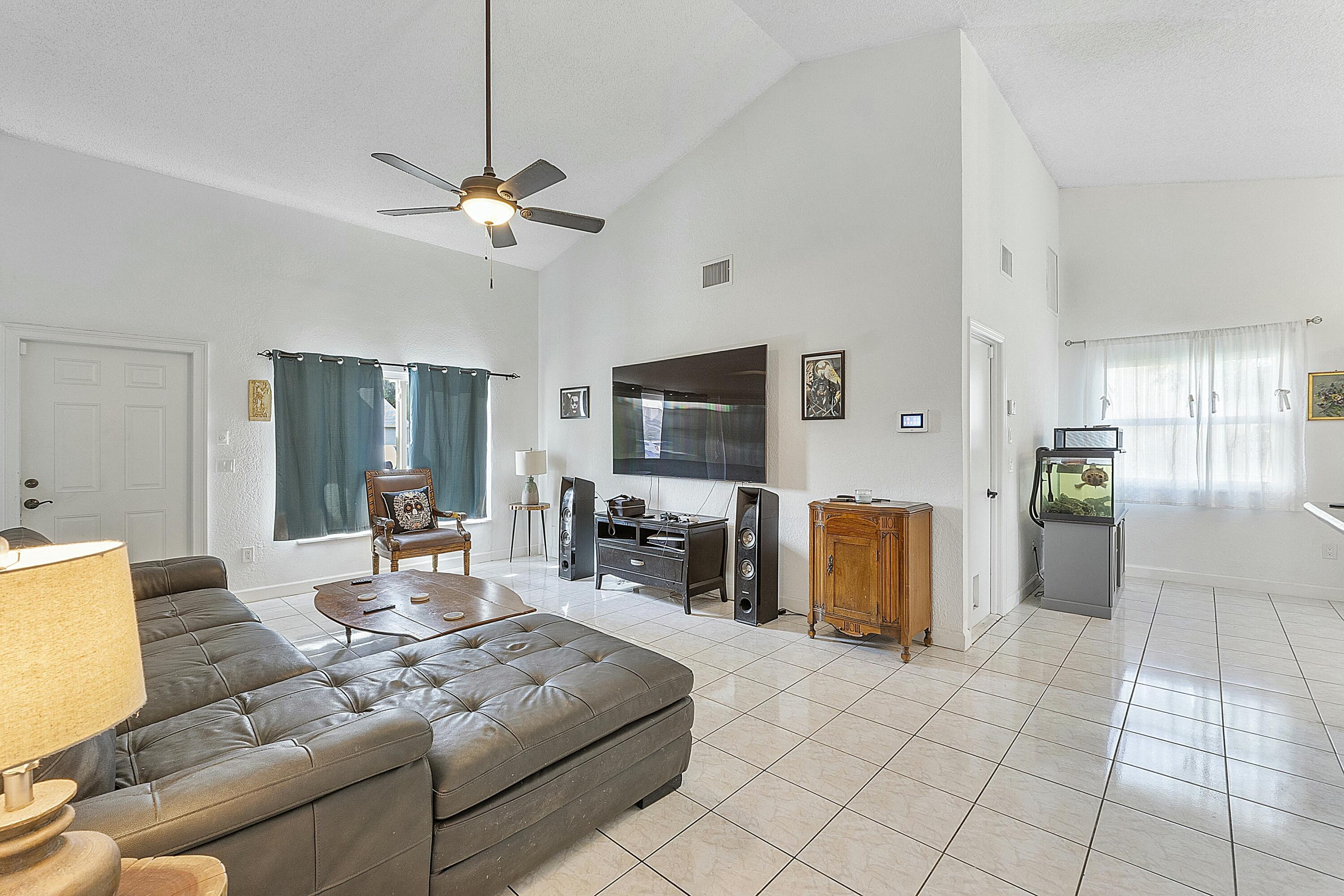 8143 Cedar Hollow Lane