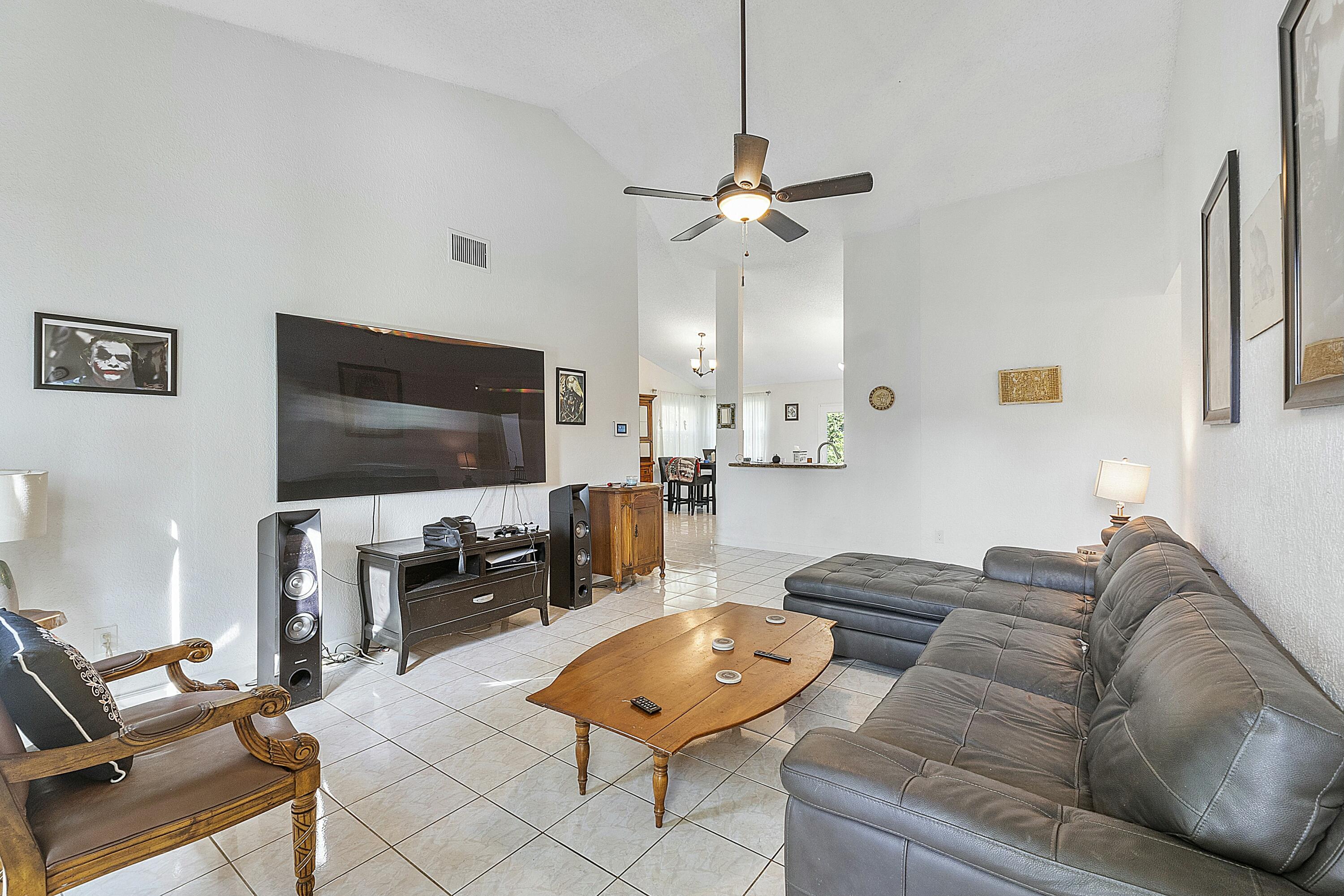 8143 Cedar Hollow Lane