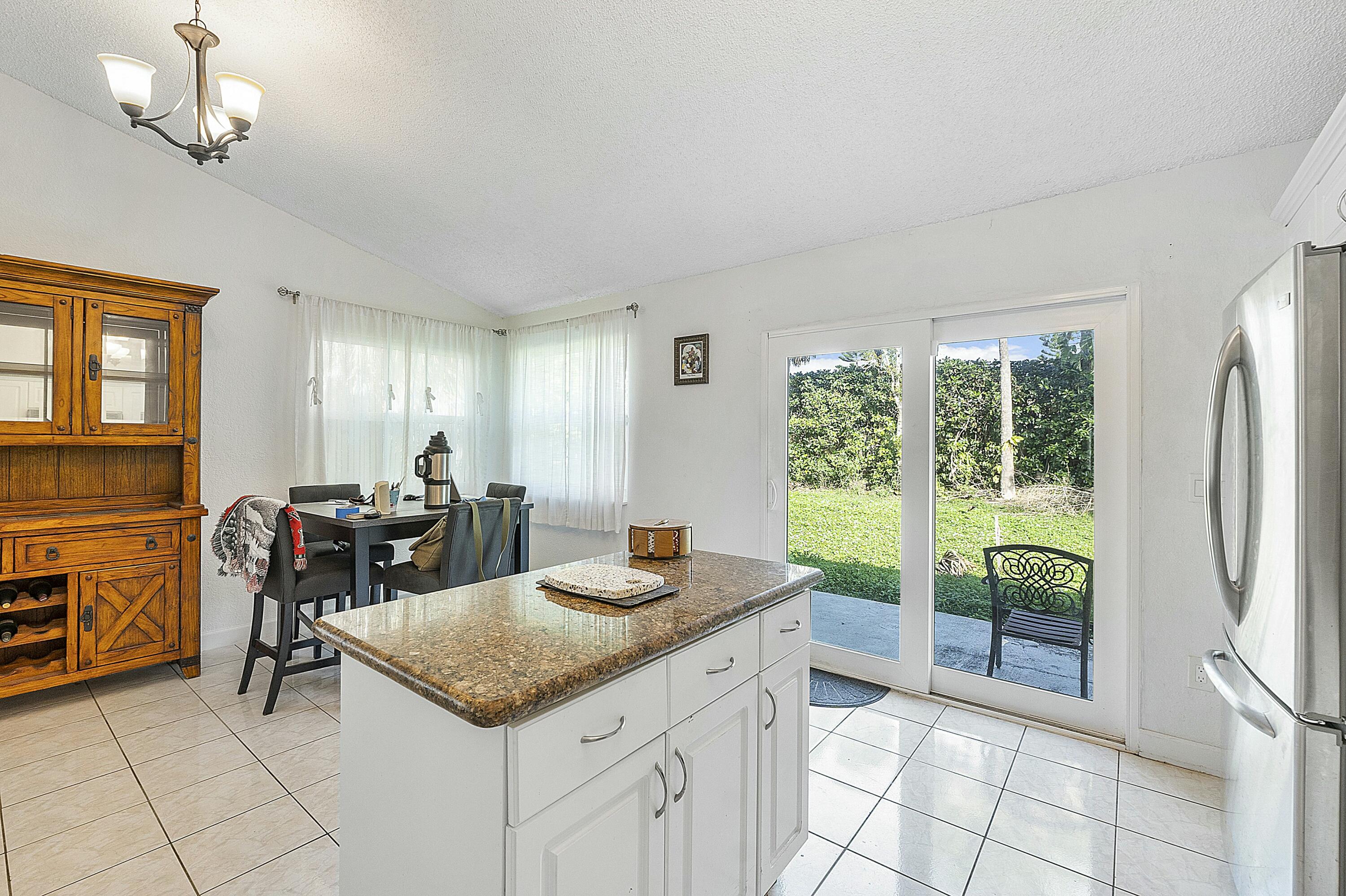 8143 Cedar Hollow Lane