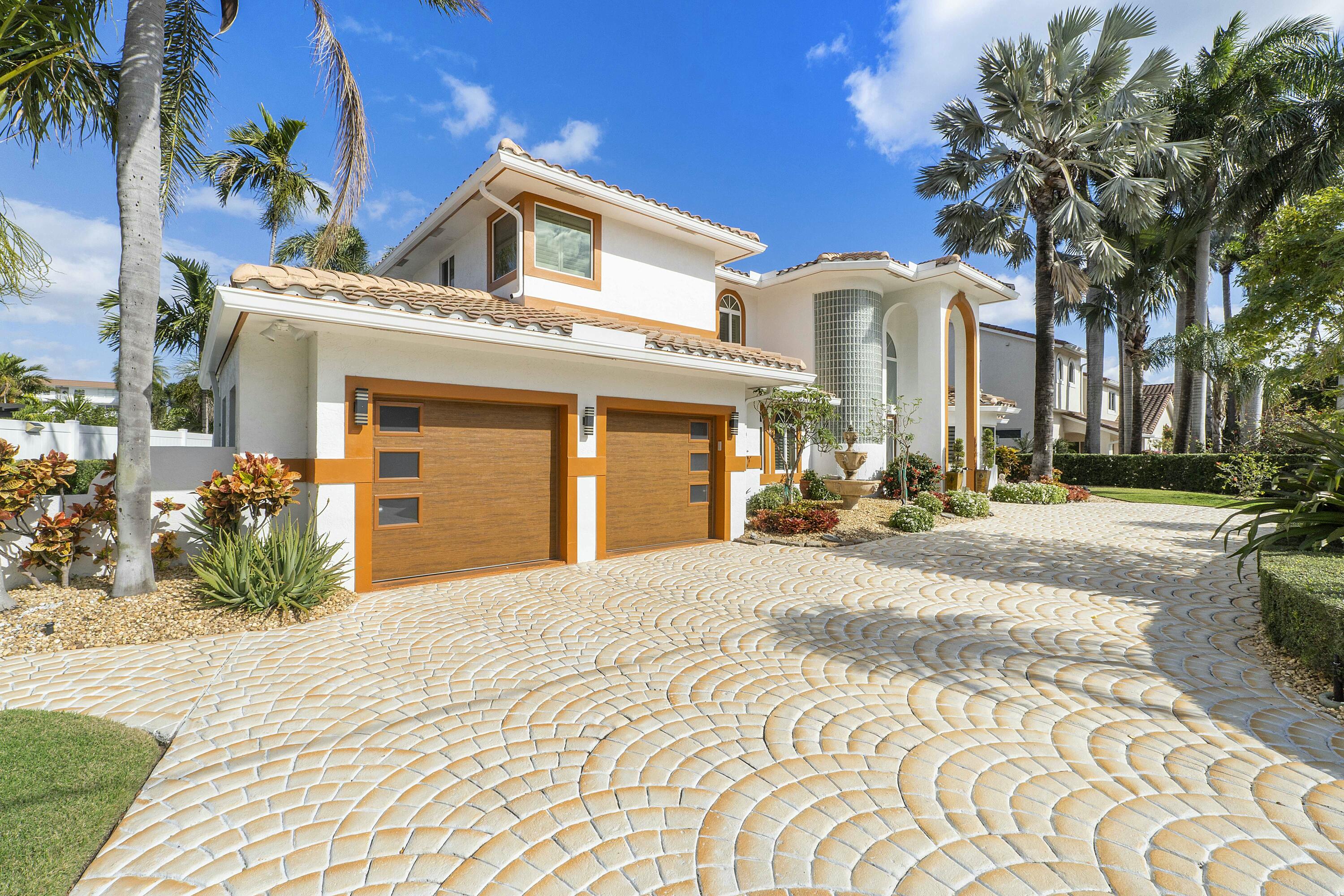 911 Hyacinth Drive