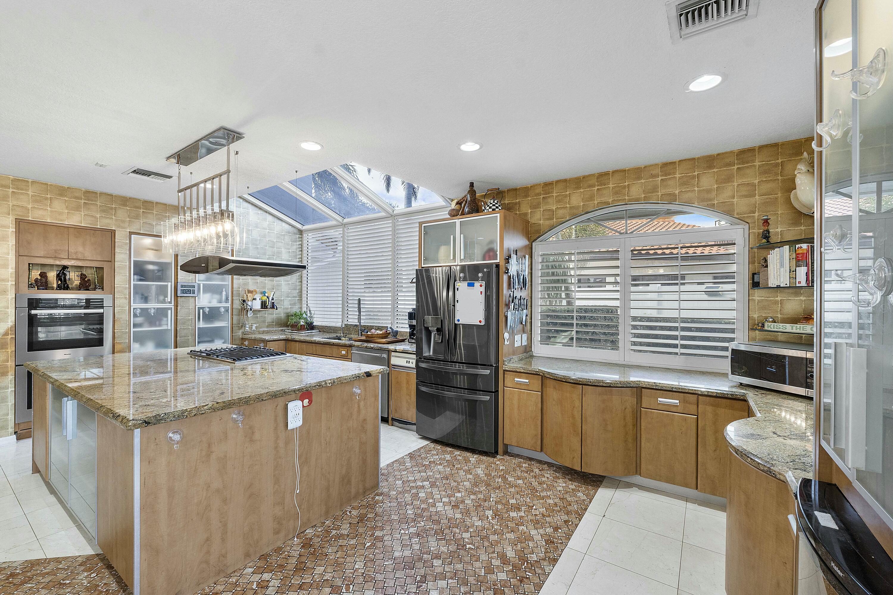 911 Hyacinth Drive