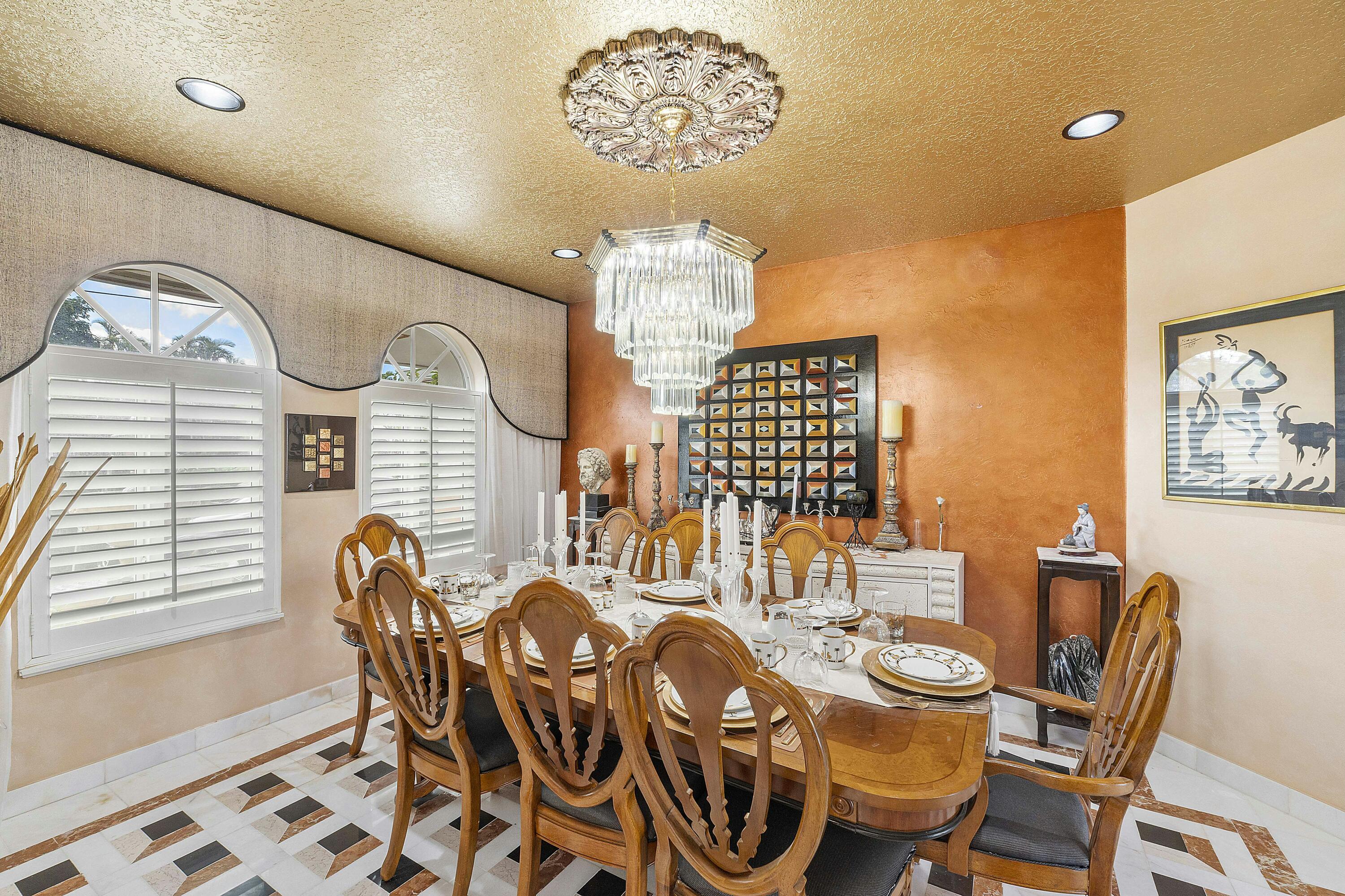 911 Hyacinth Drive