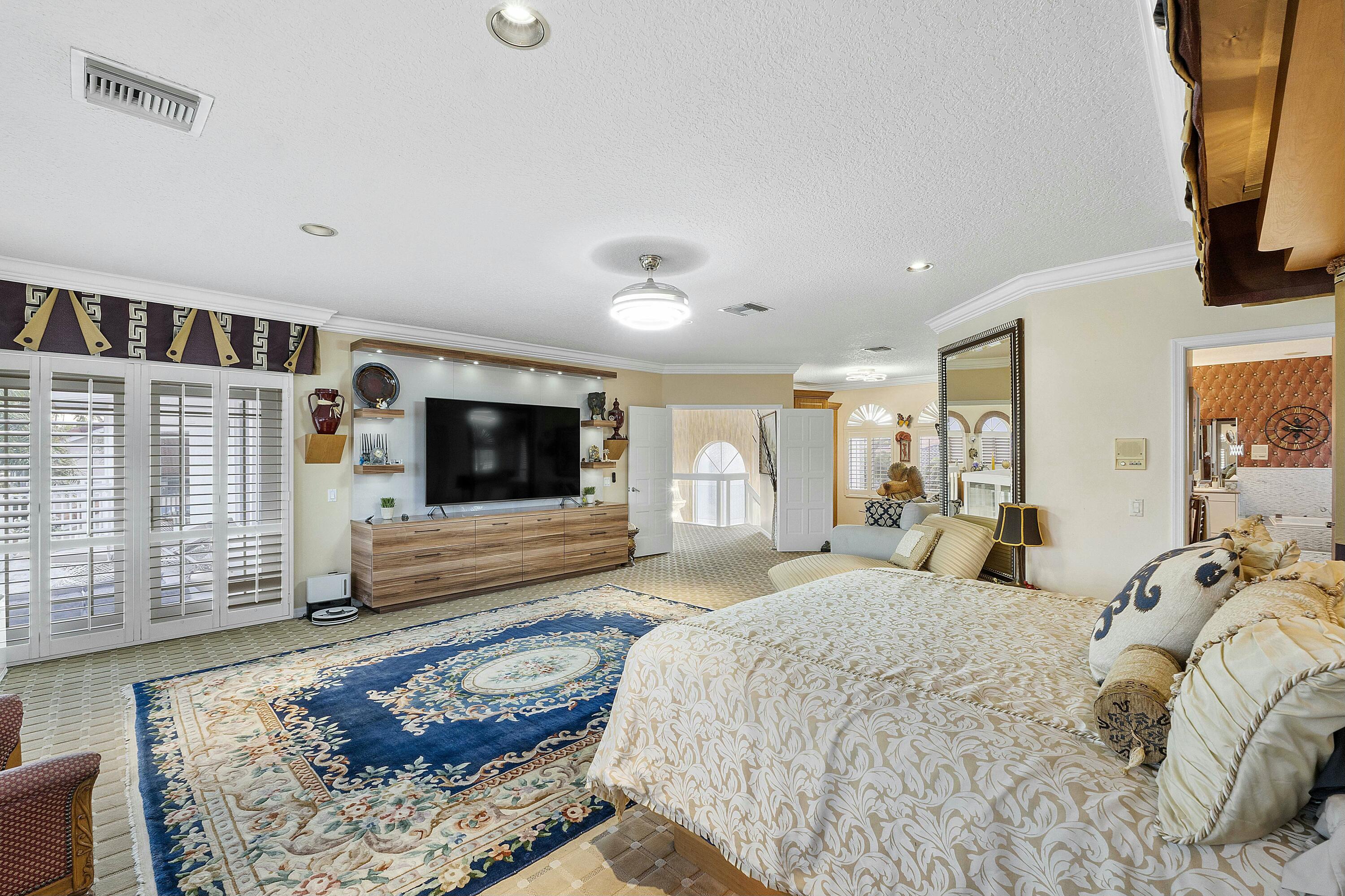 911 Hyacinth Drive