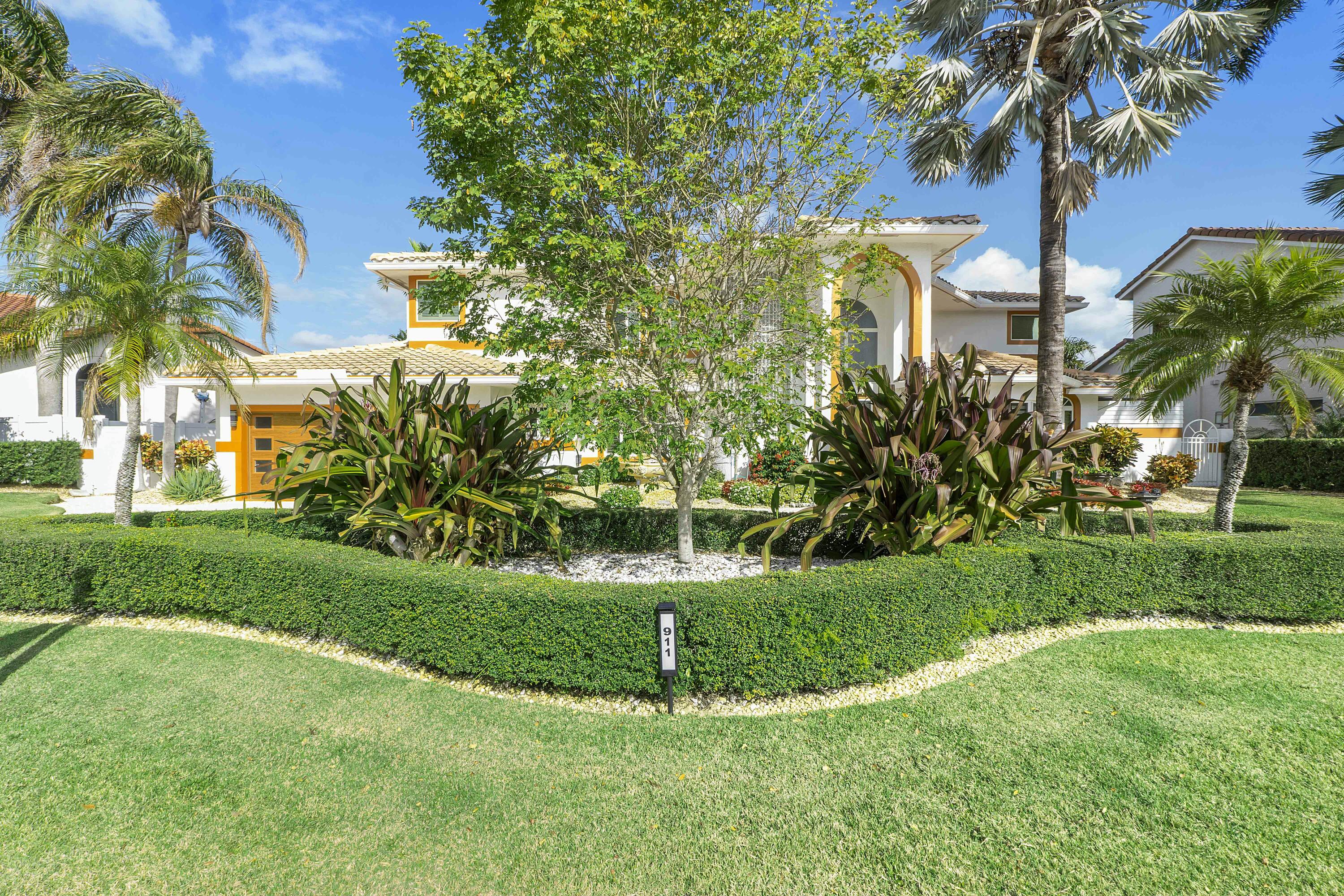 911 Hyacinth Drive