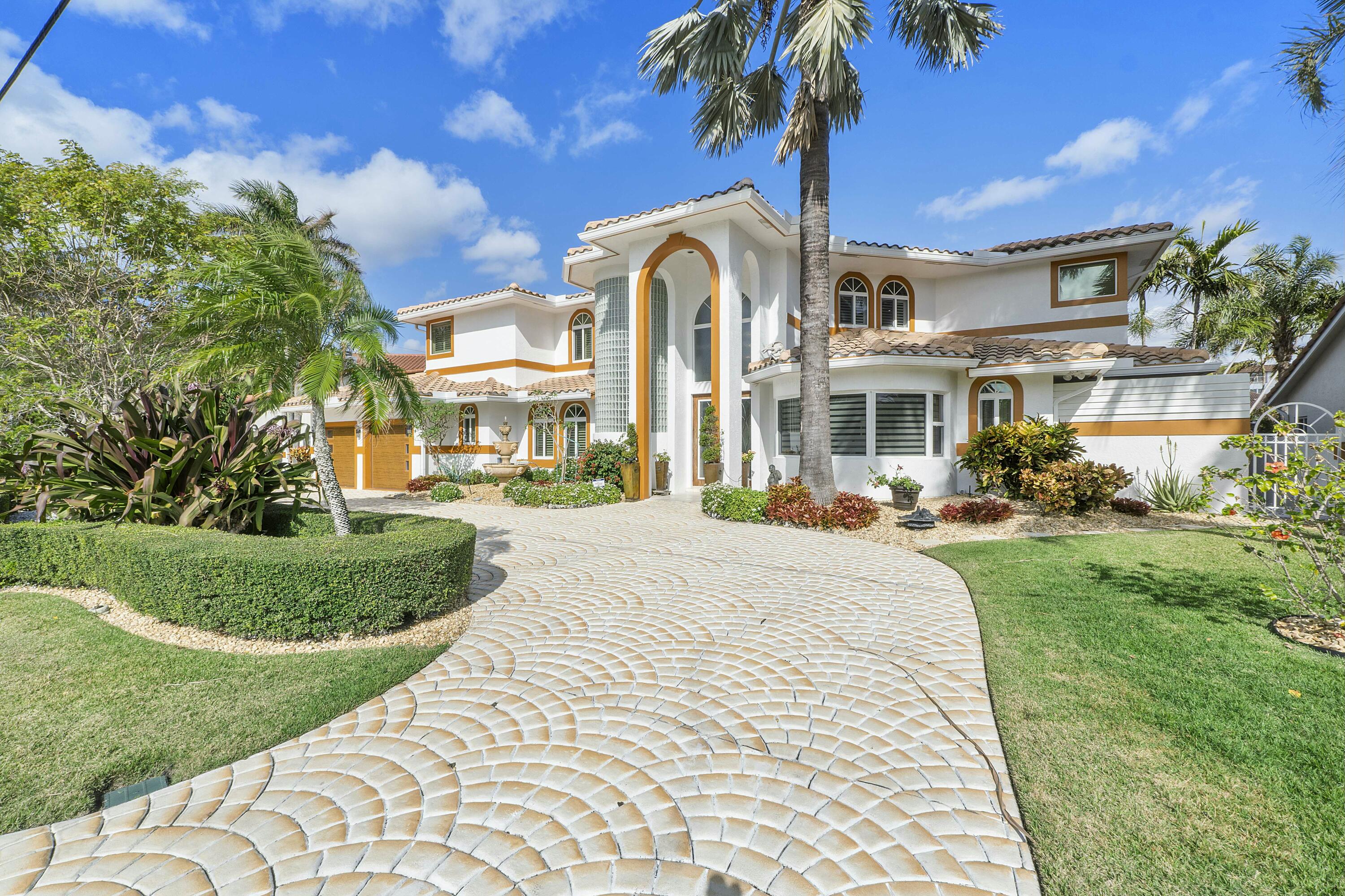 911 Hyacinth Drive