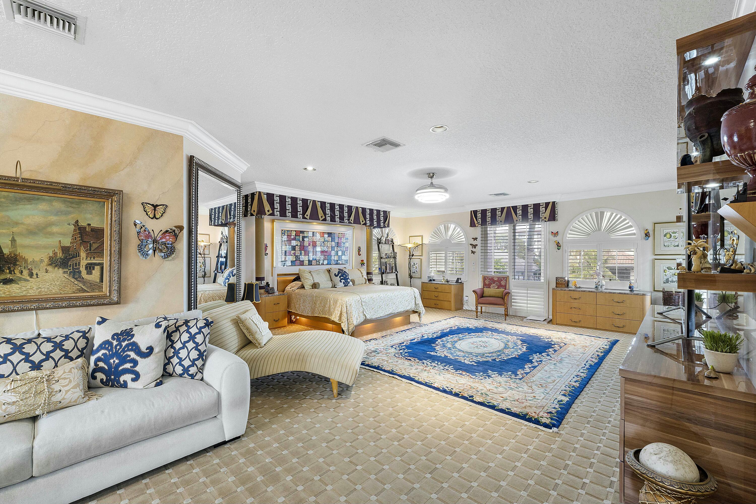 911 Hyacinth Drive
