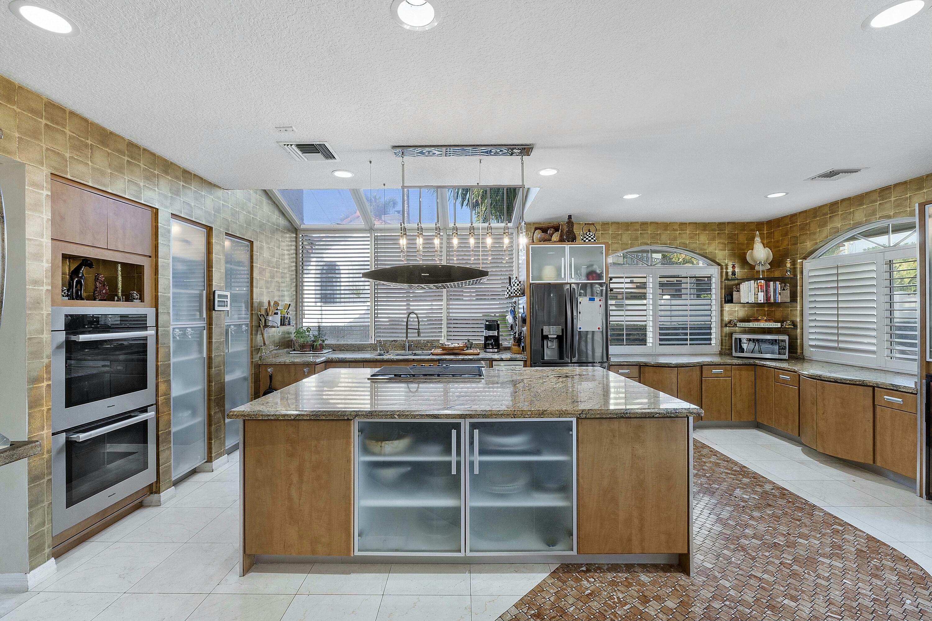 911 Hyacinth Drive