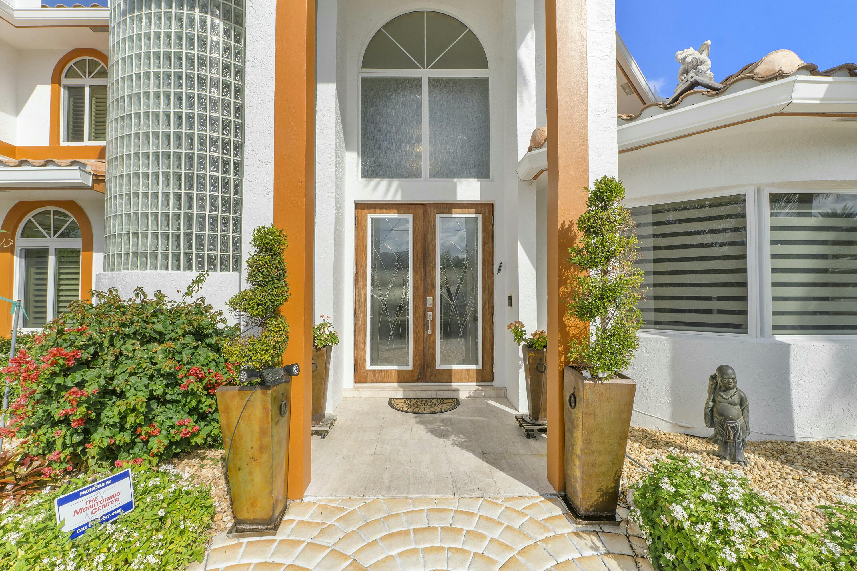 911 Hyacinth Drive