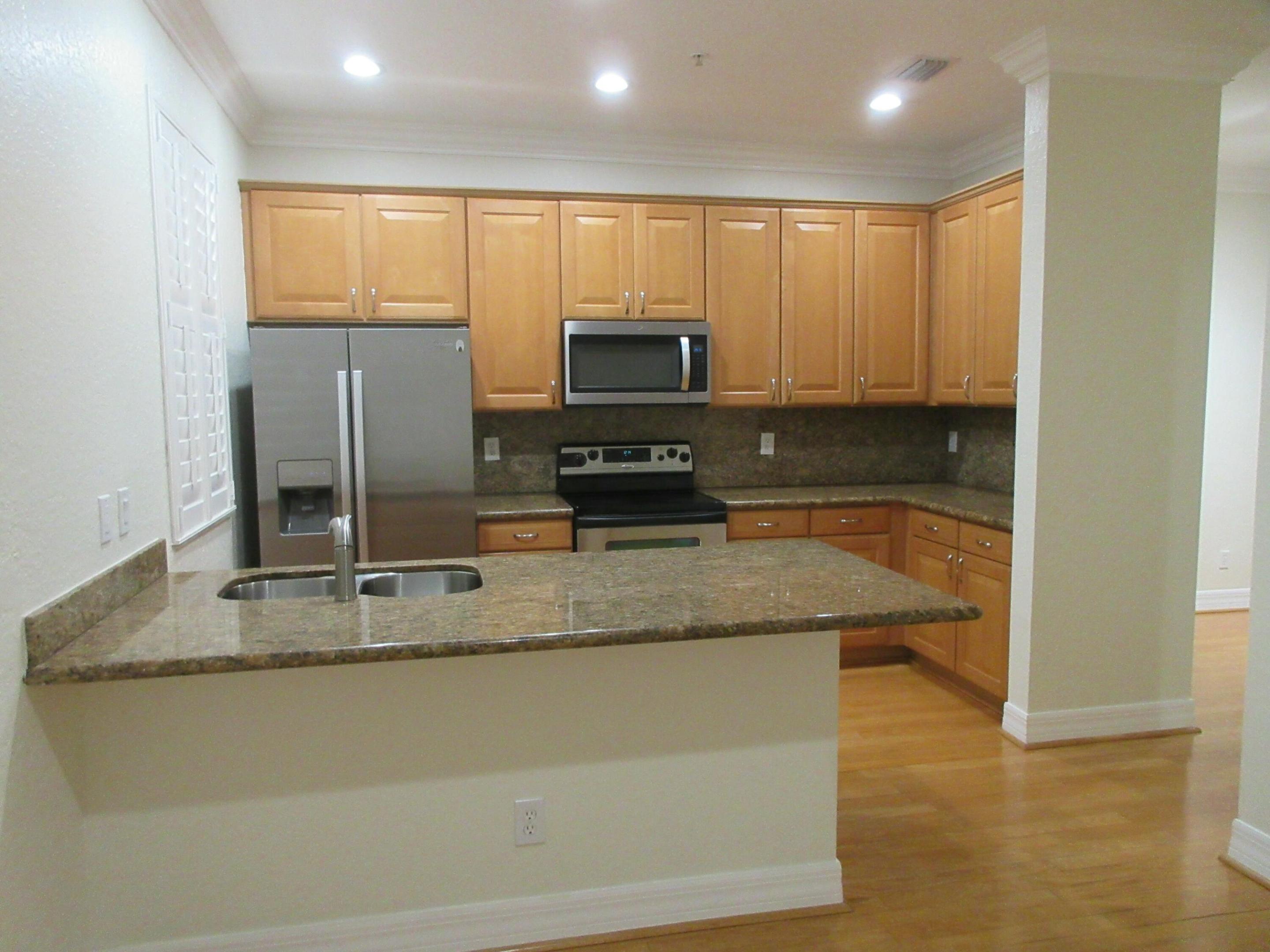 295 NE 5th Avenue 24