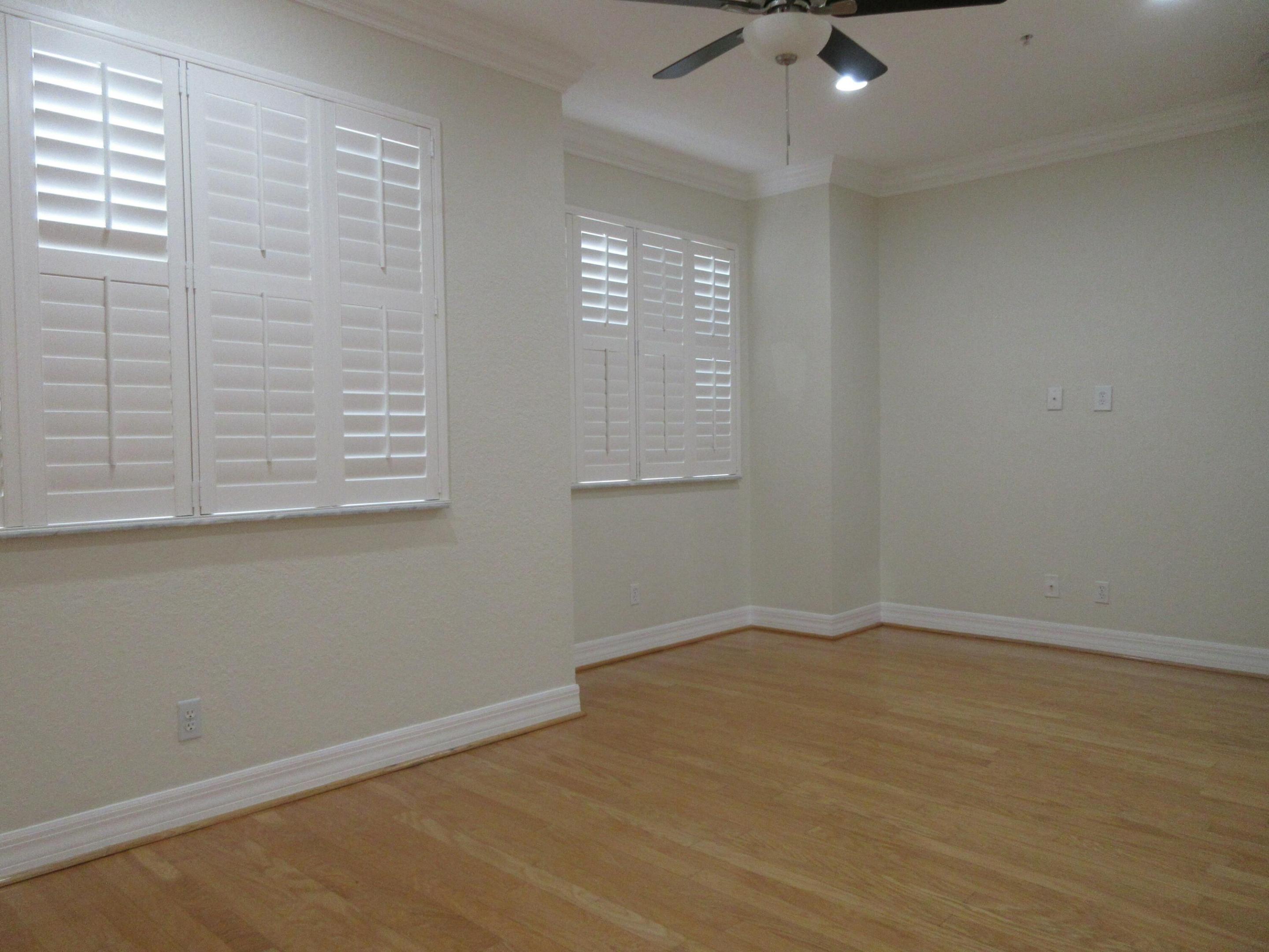 295 NE 5th Avenue 24