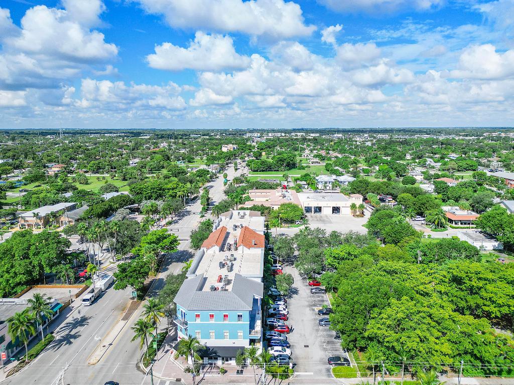 401 W Atlantic Avenue R8-R9