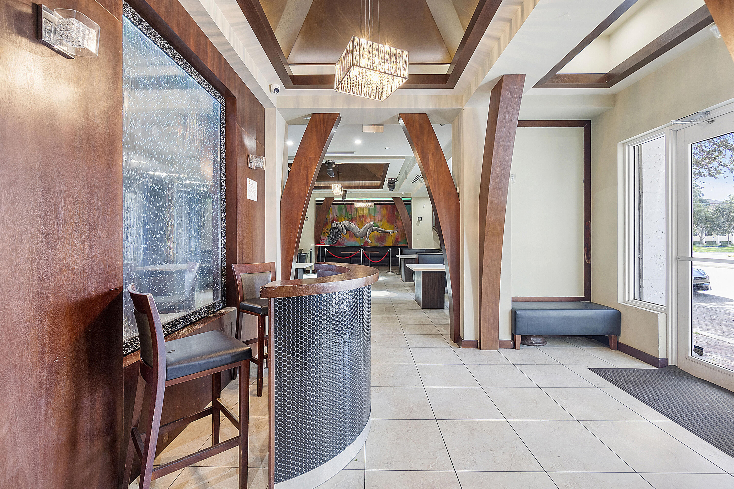 401 W Atlantic Avenue R8-R9