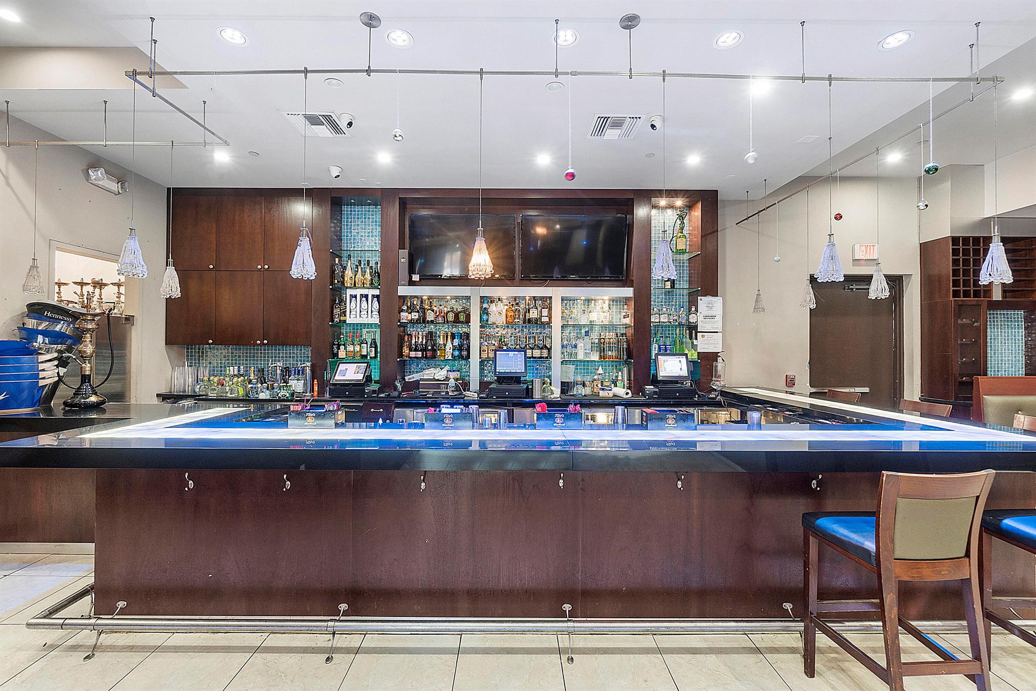 401 W Atlantic Avenue R8-R9