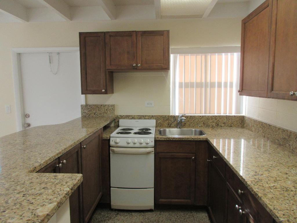 1234 17th Avenue N 1