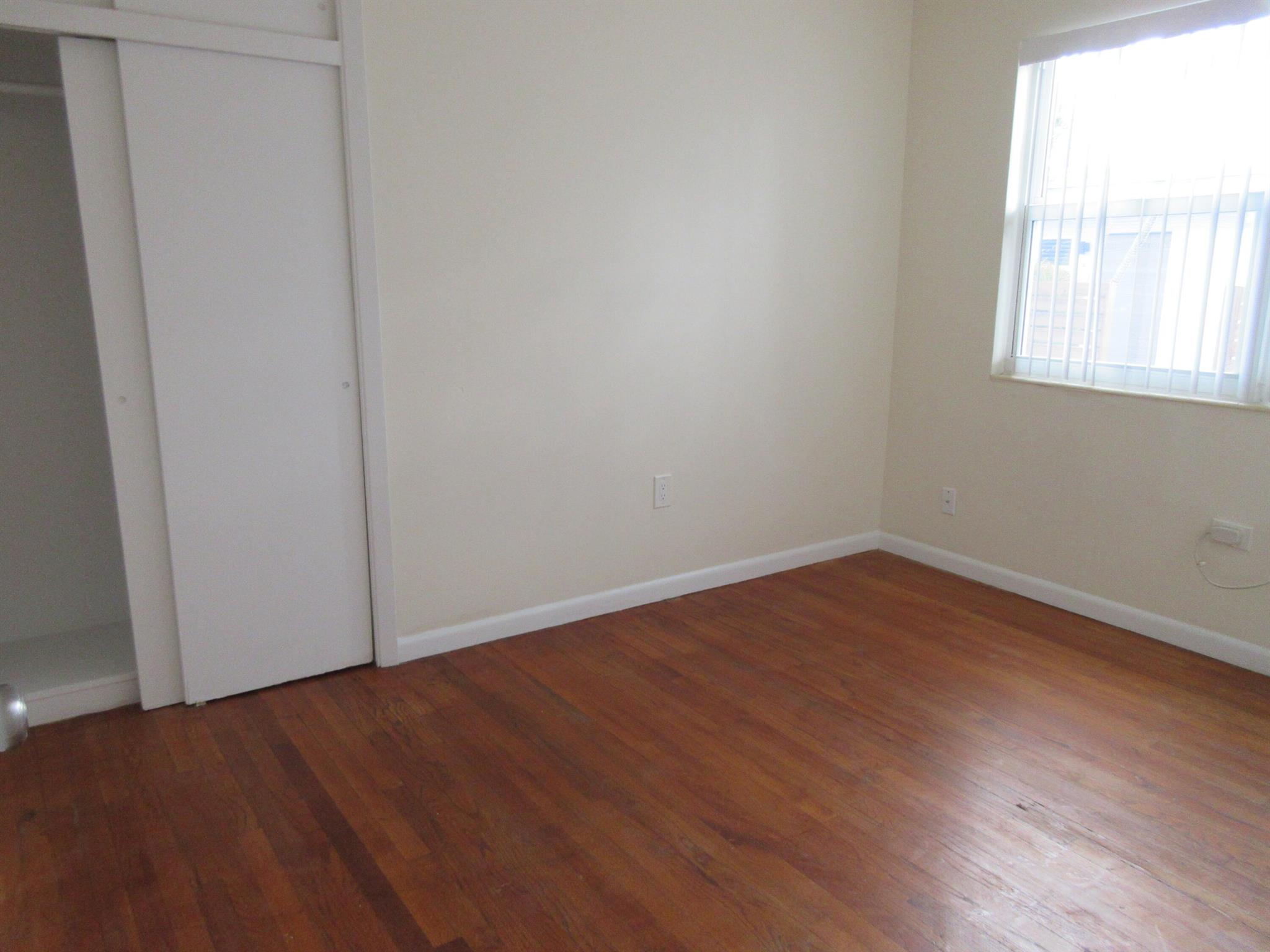 1238 17th Avenue N 2