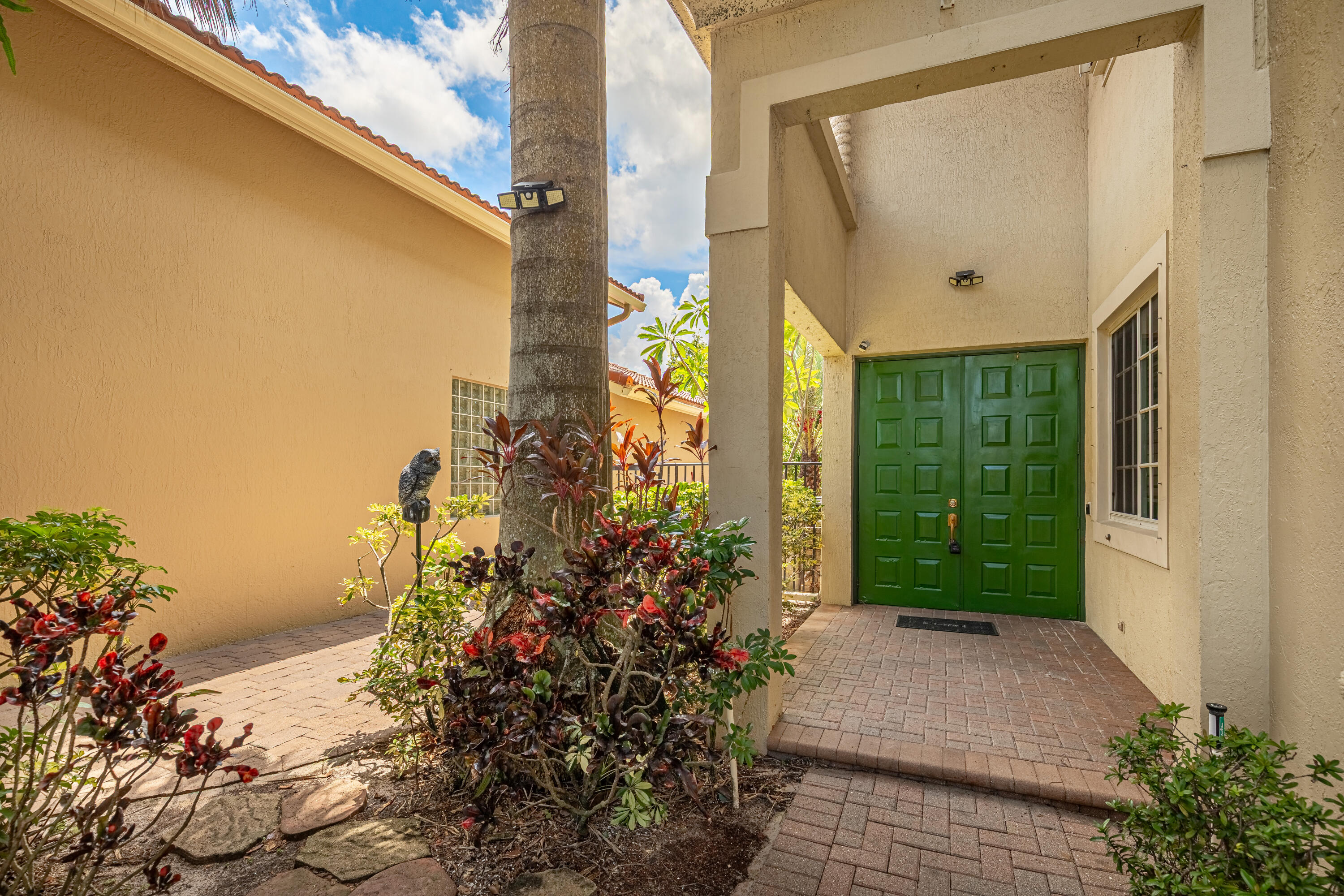 132 Catania Way
