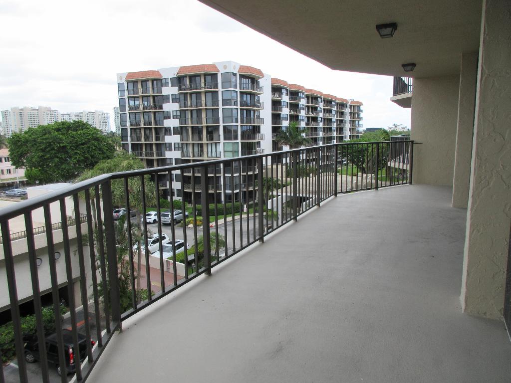 859 Jeffery Street 5040